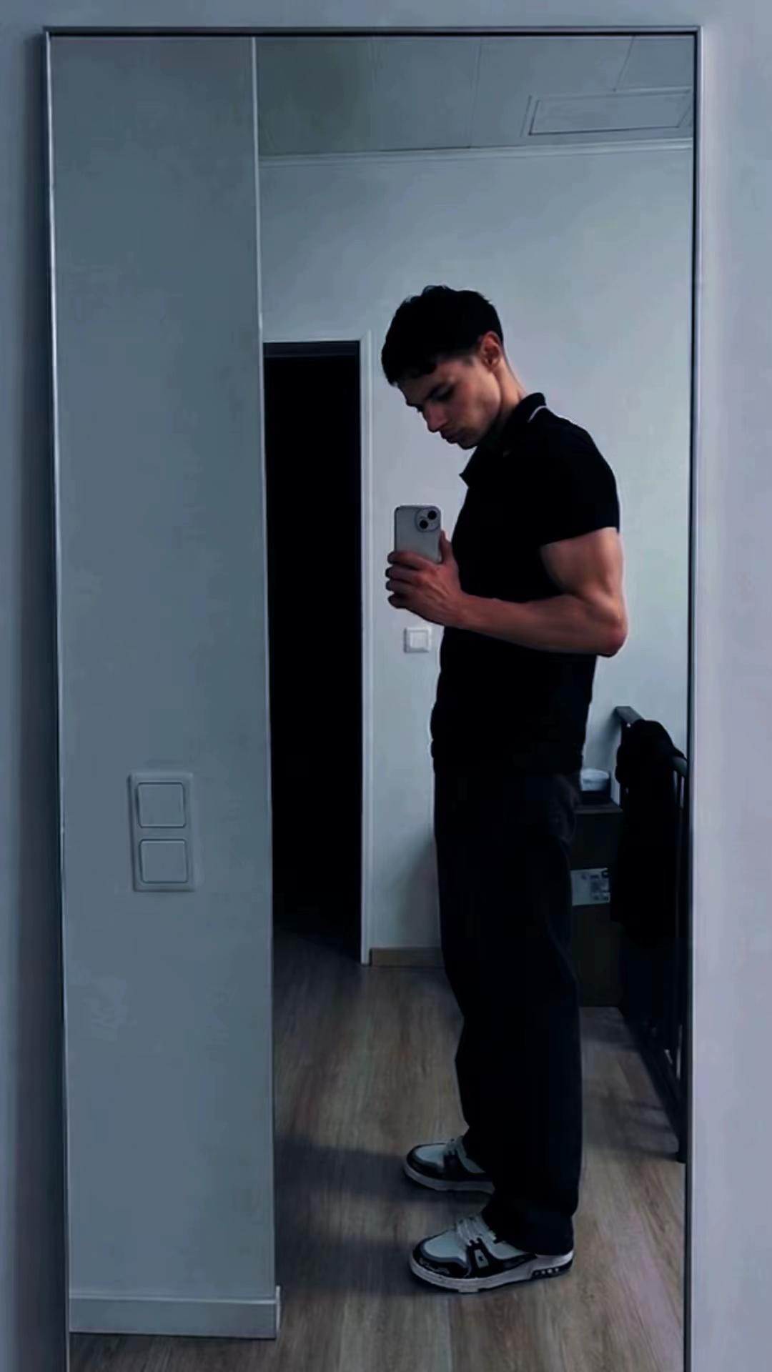 @x.777.leandr