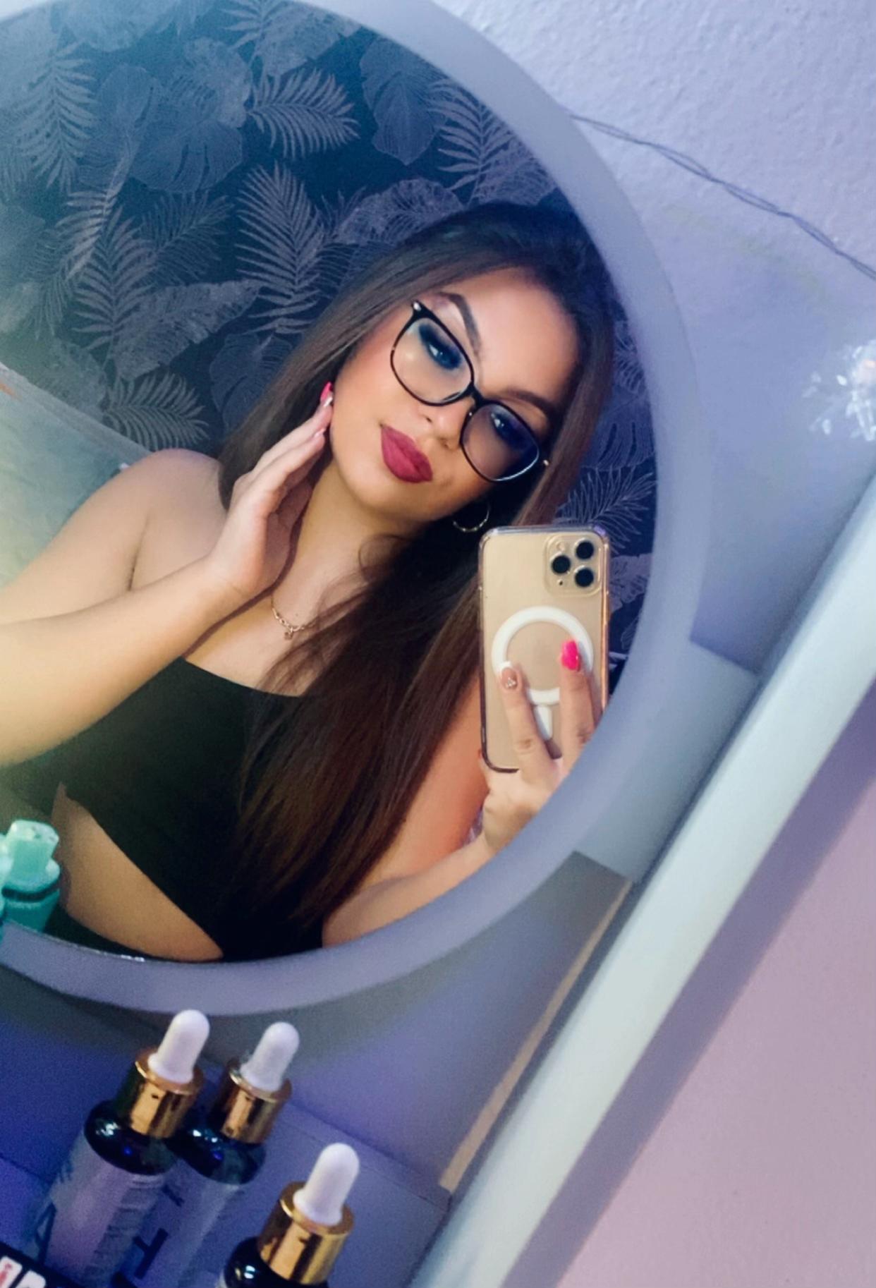 @fktee_vivii