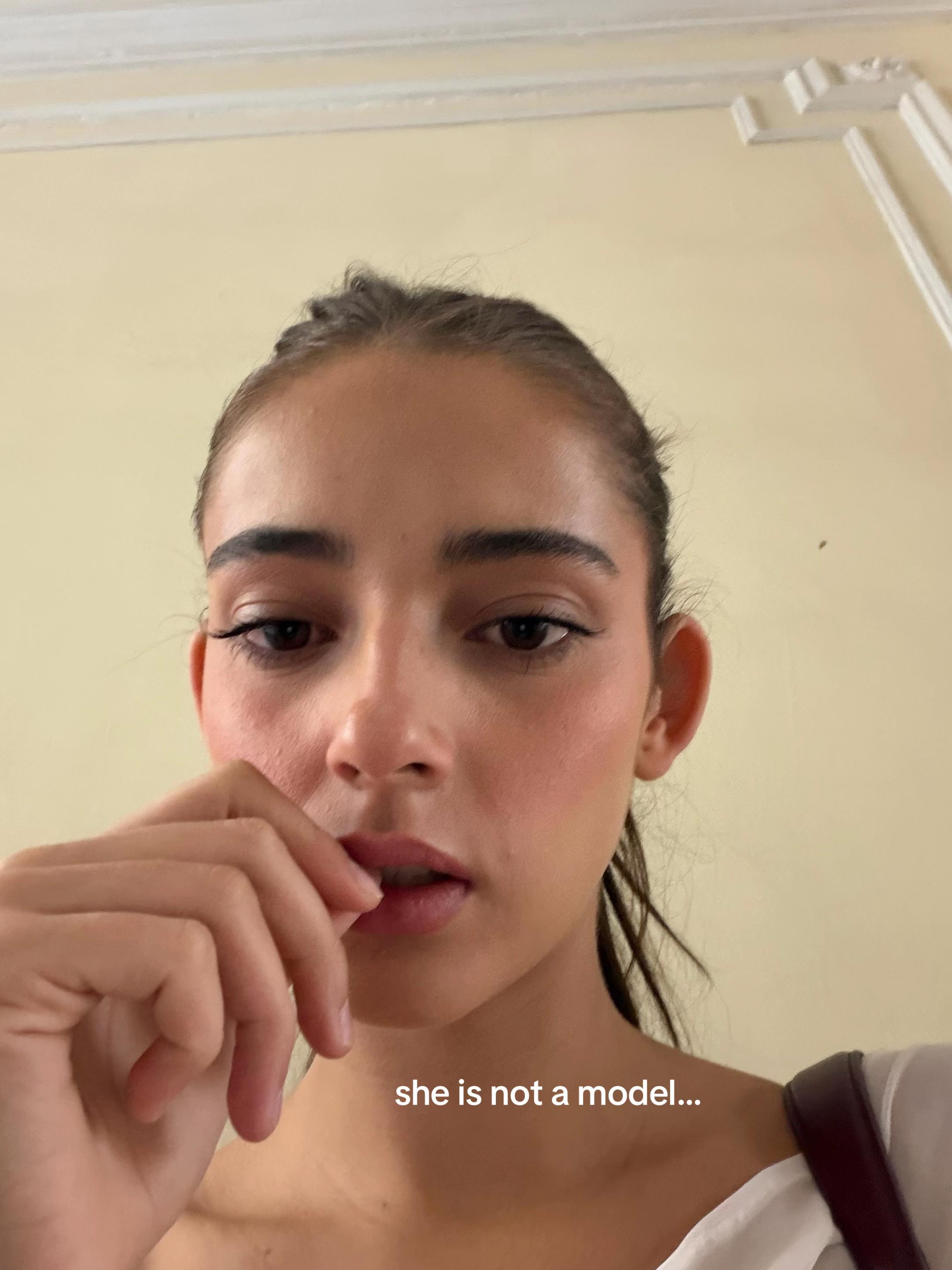 @Elena A