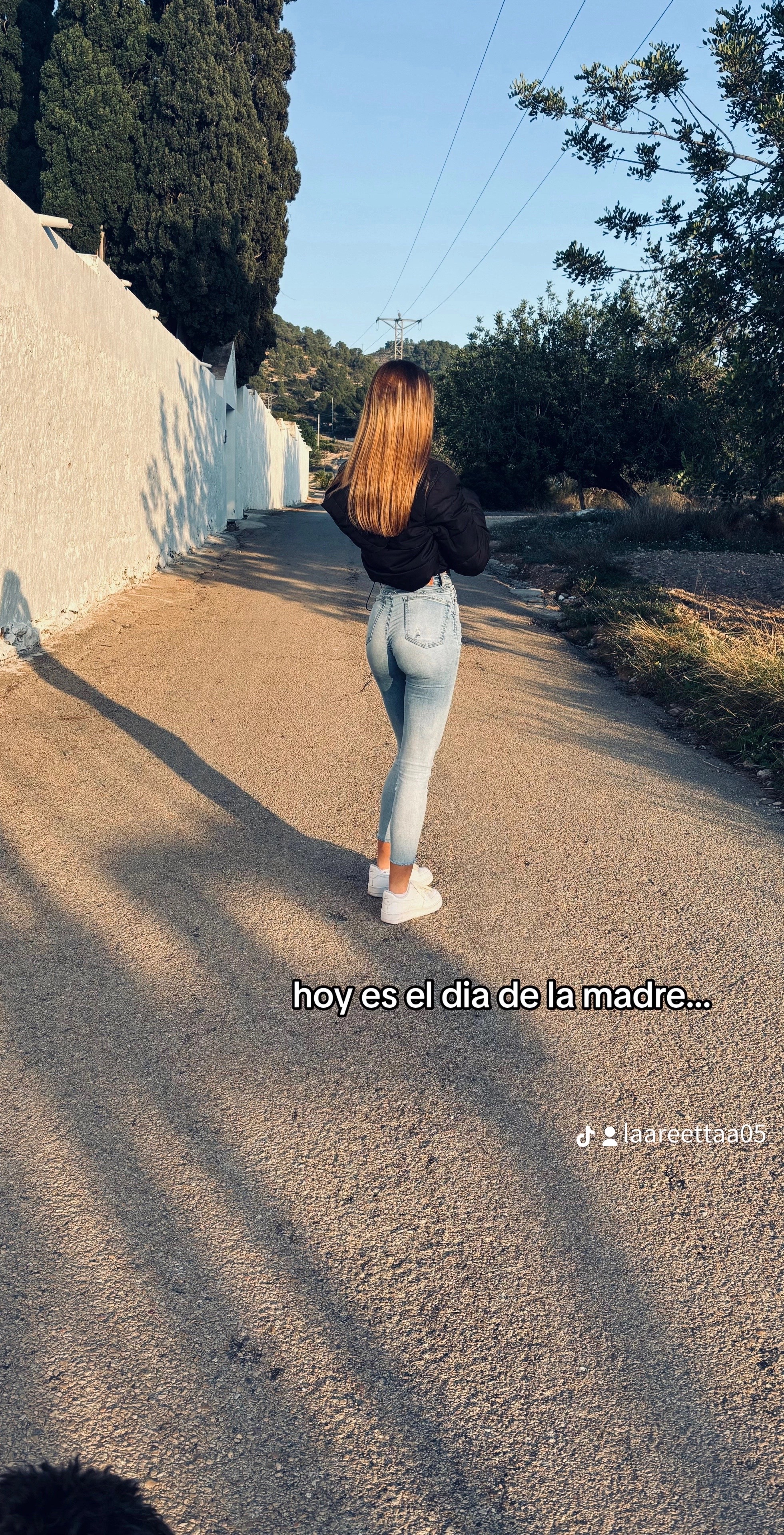 @laraaciid_