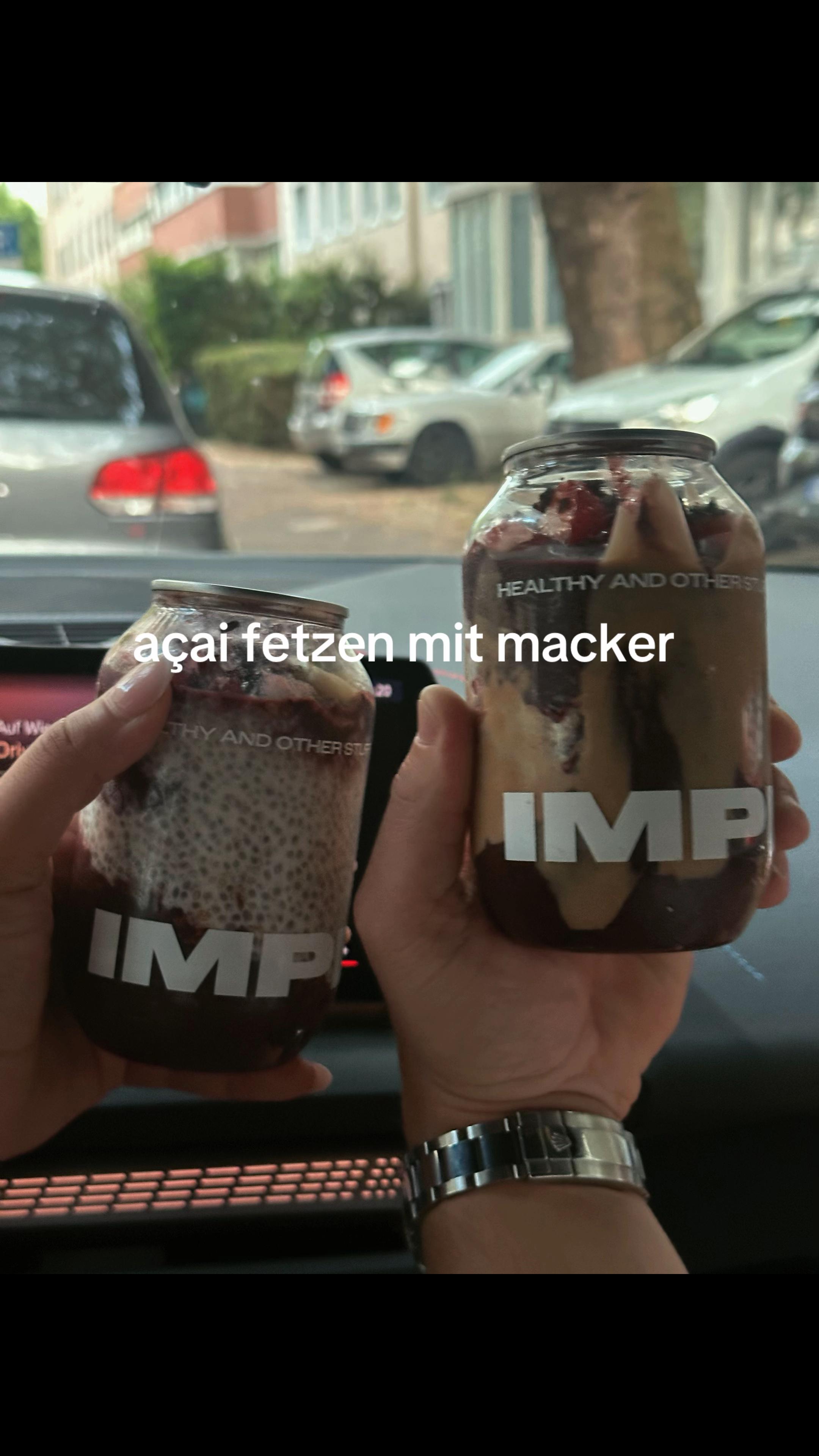 @kittyyomi 🧸