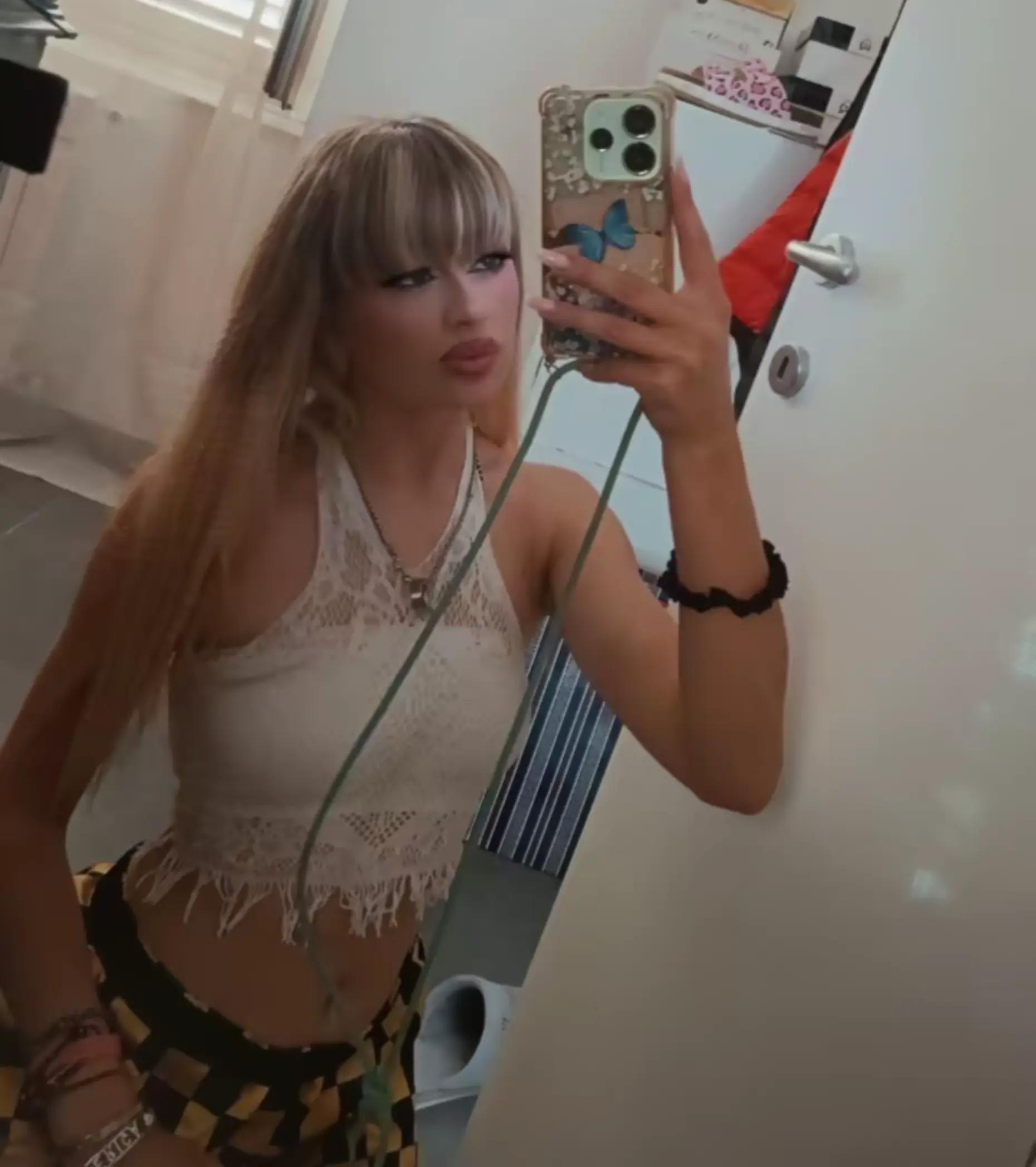 @Biondinaah