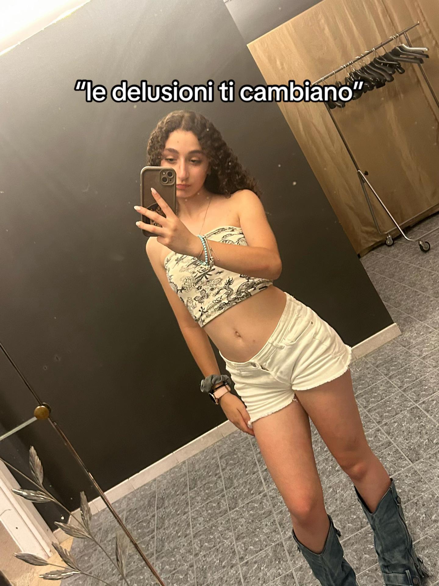 @Sofii👑