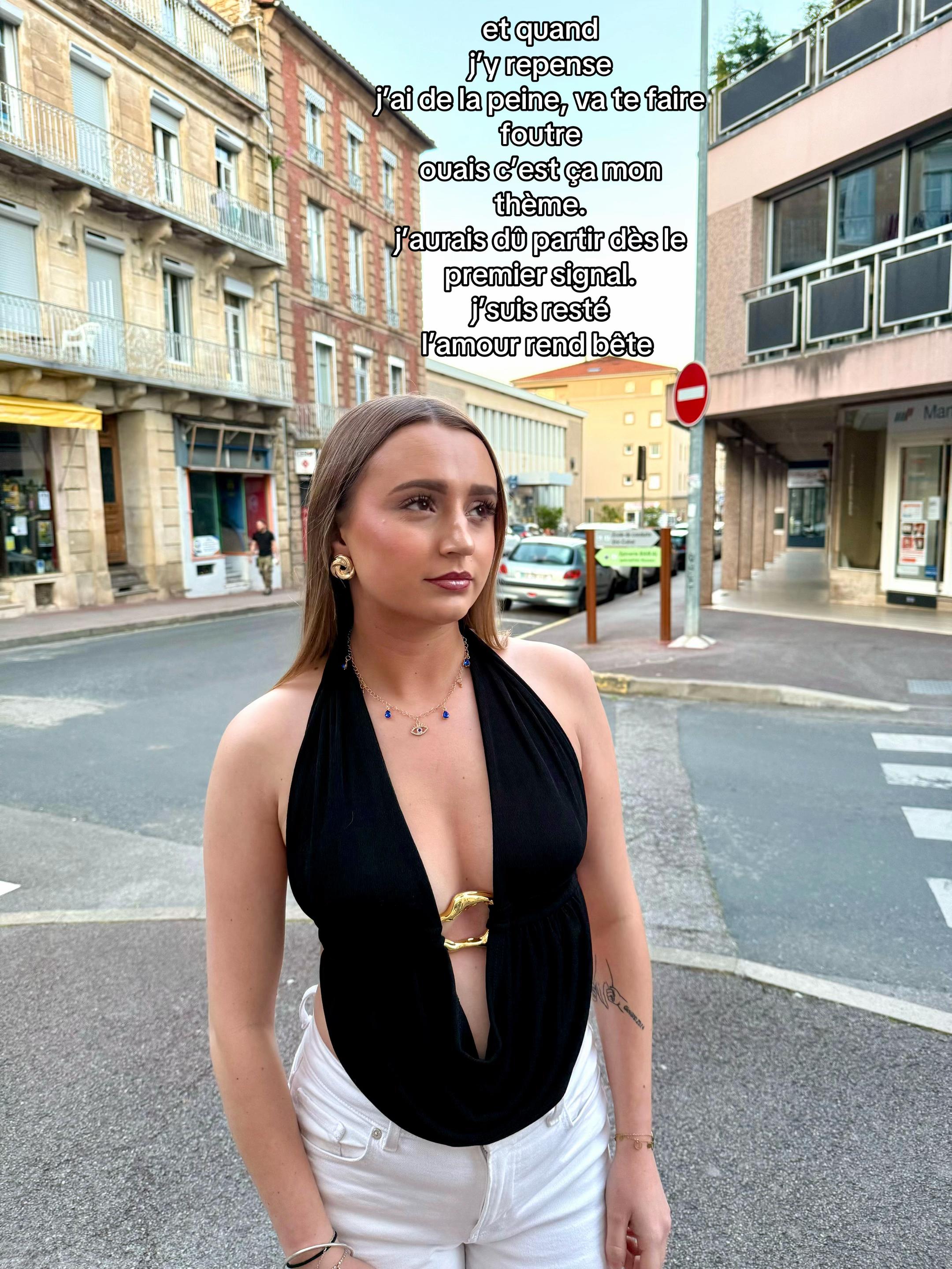 @🥥