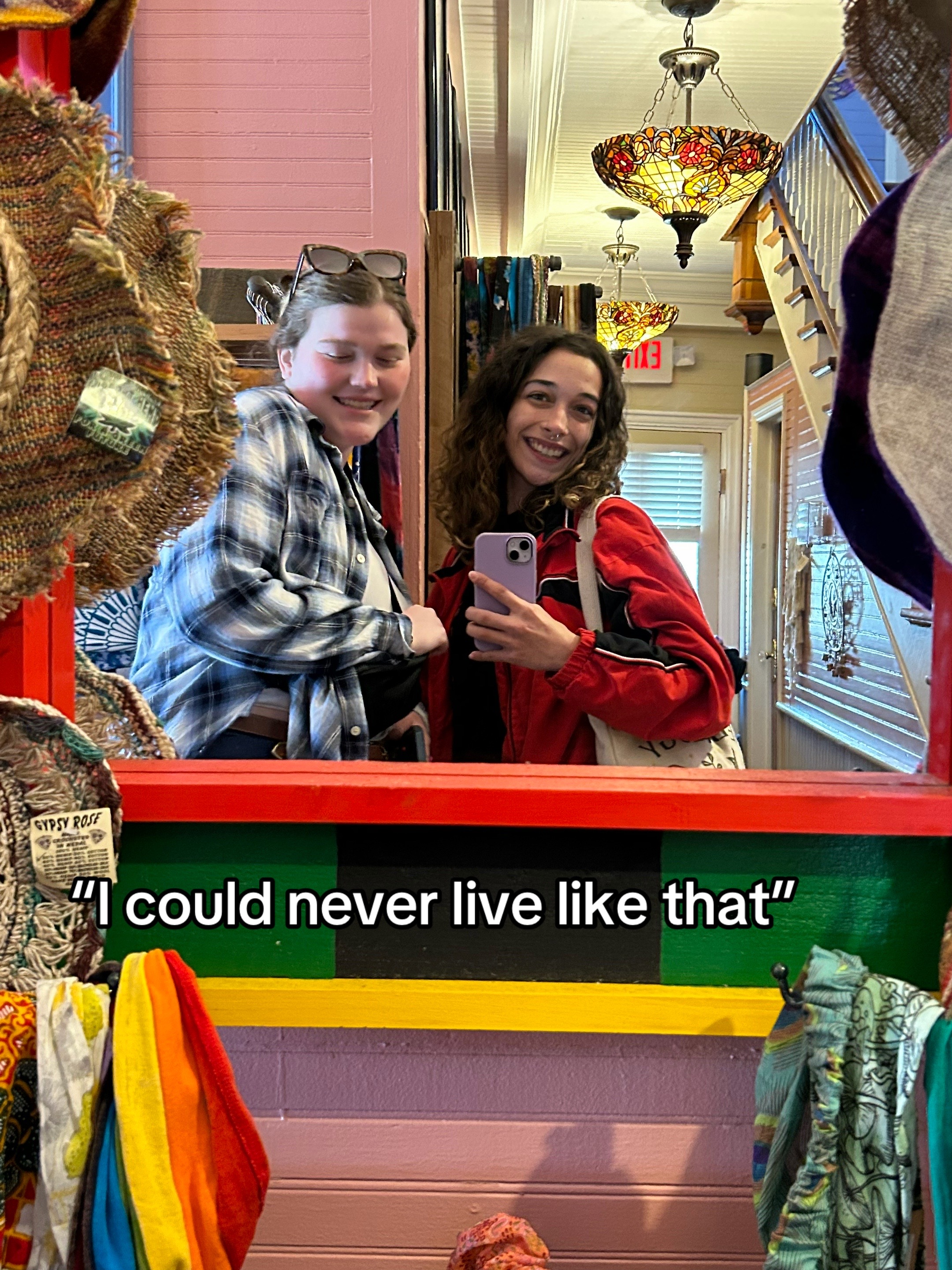 @livinfast