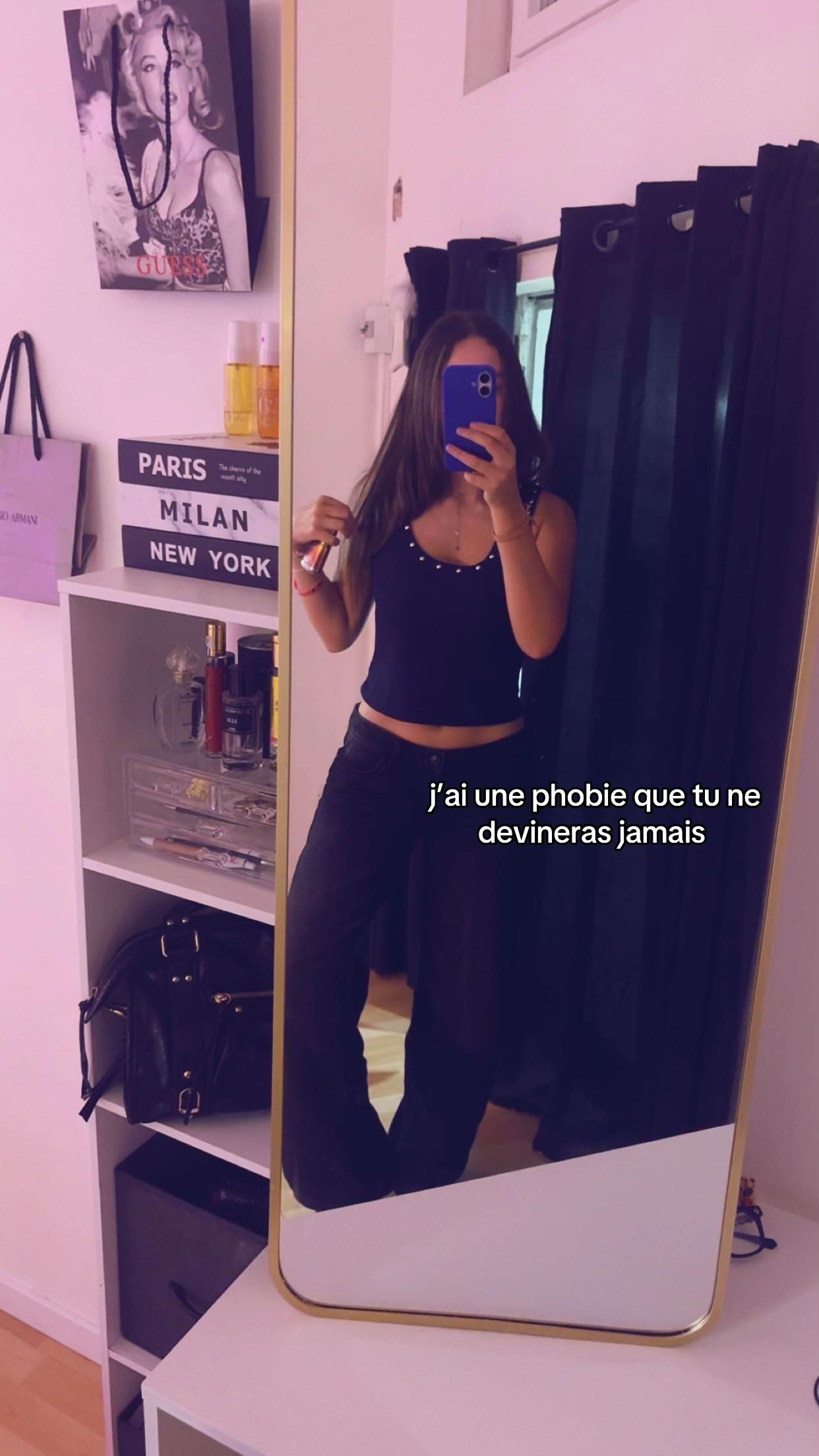 @lizzie ✰