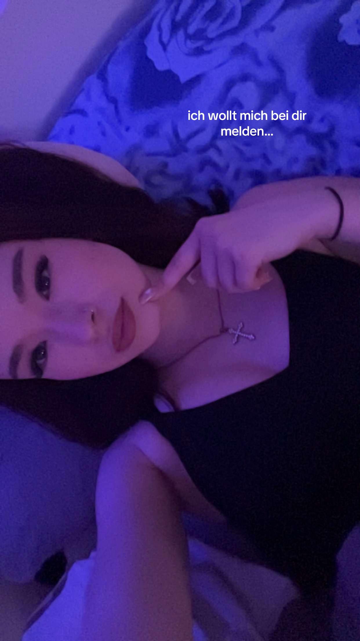 @❦