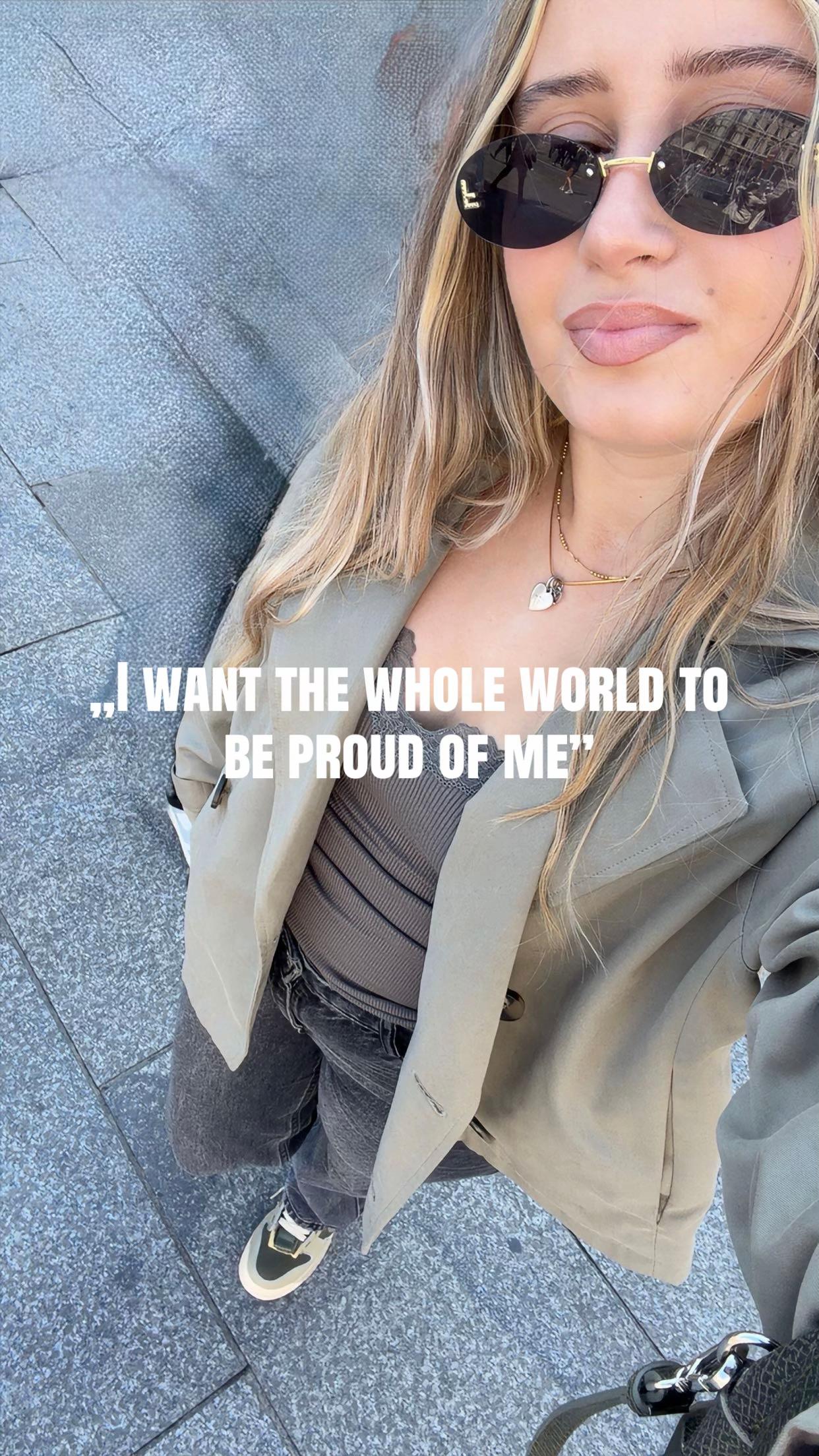 @Alixcia 🇹🇩