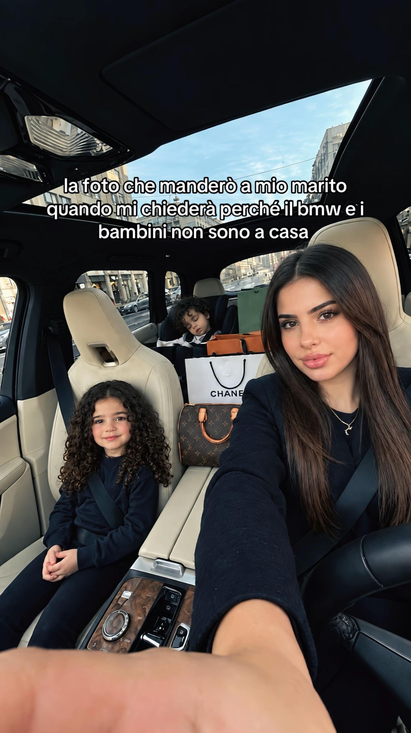 @𝓂𝒶𝓇𝒾ℯ_𝓂