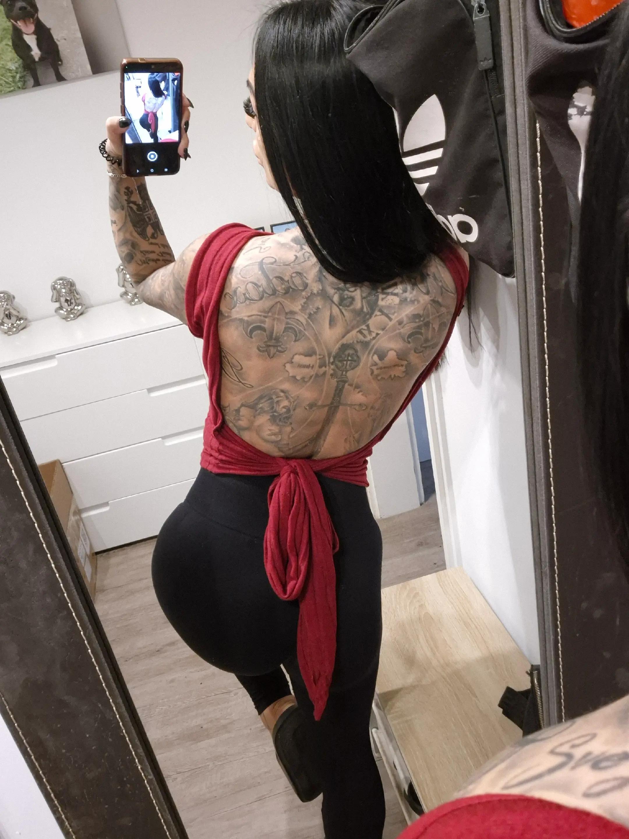@Beniken93