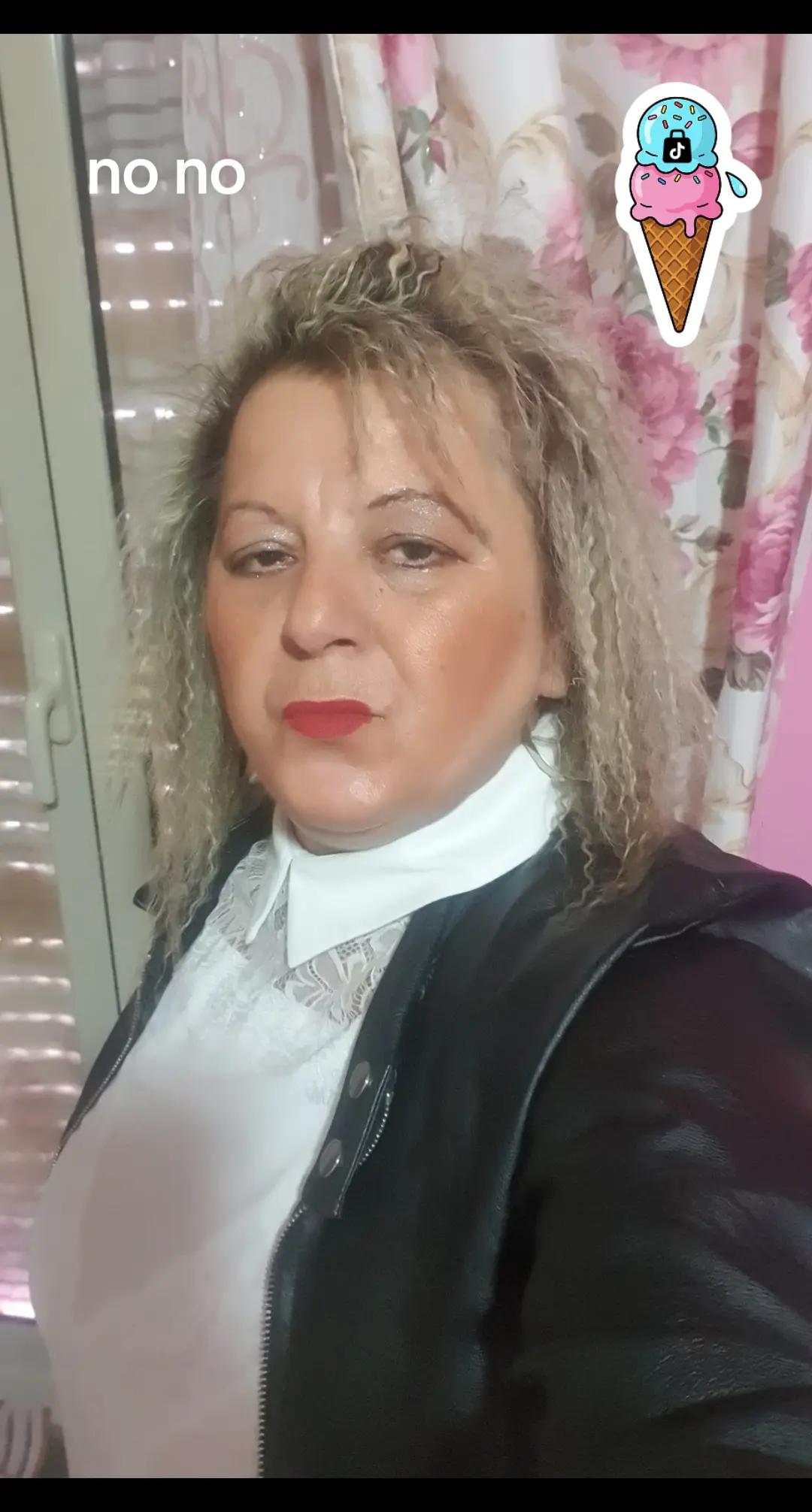 @angela bella bionda pazzerella
