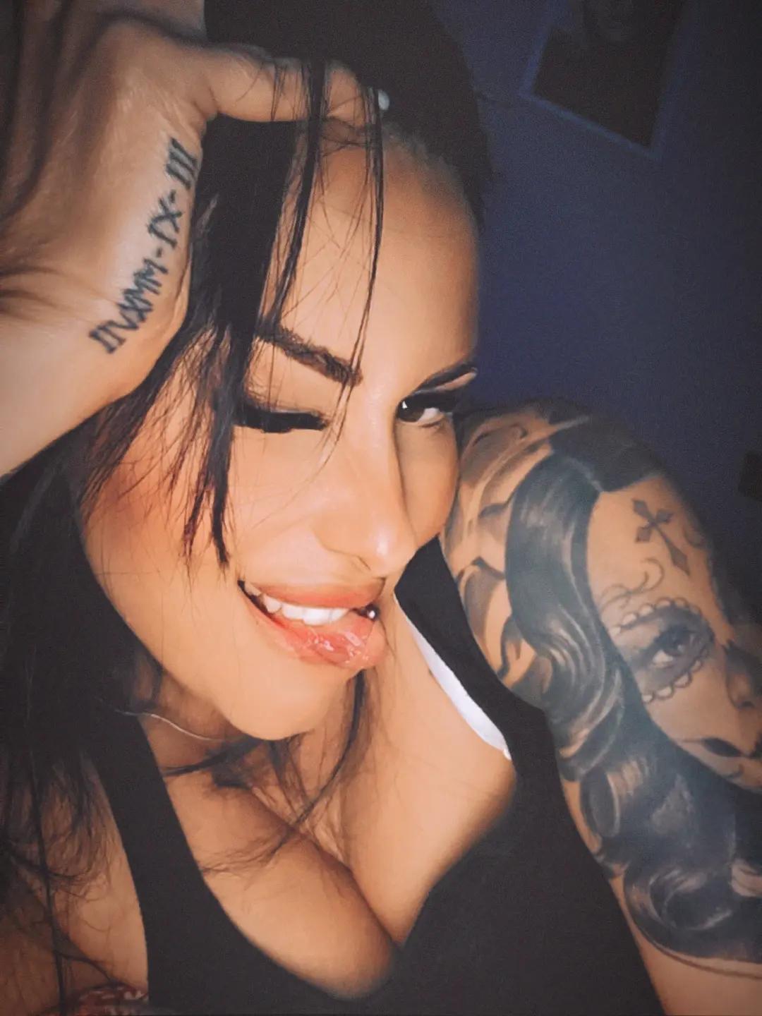 @Veronica Stella Priv♀♀️LGBT🌈