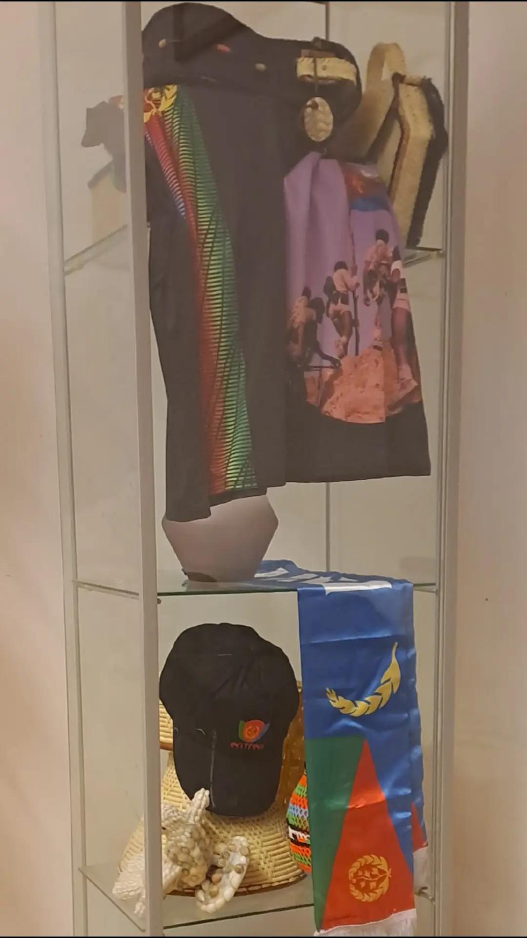 @12269🇪🇷🔒