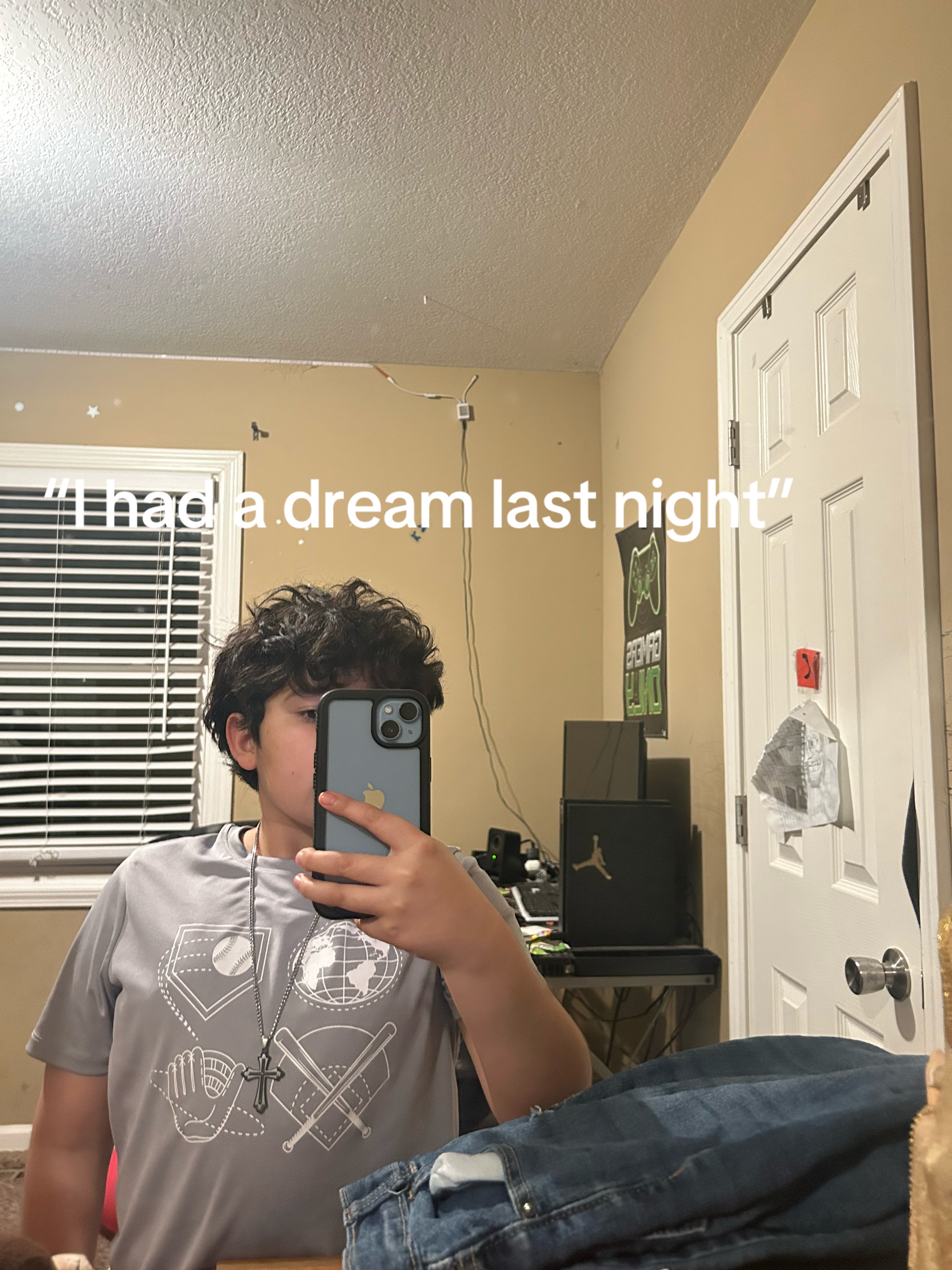 @Julian🦥☄️