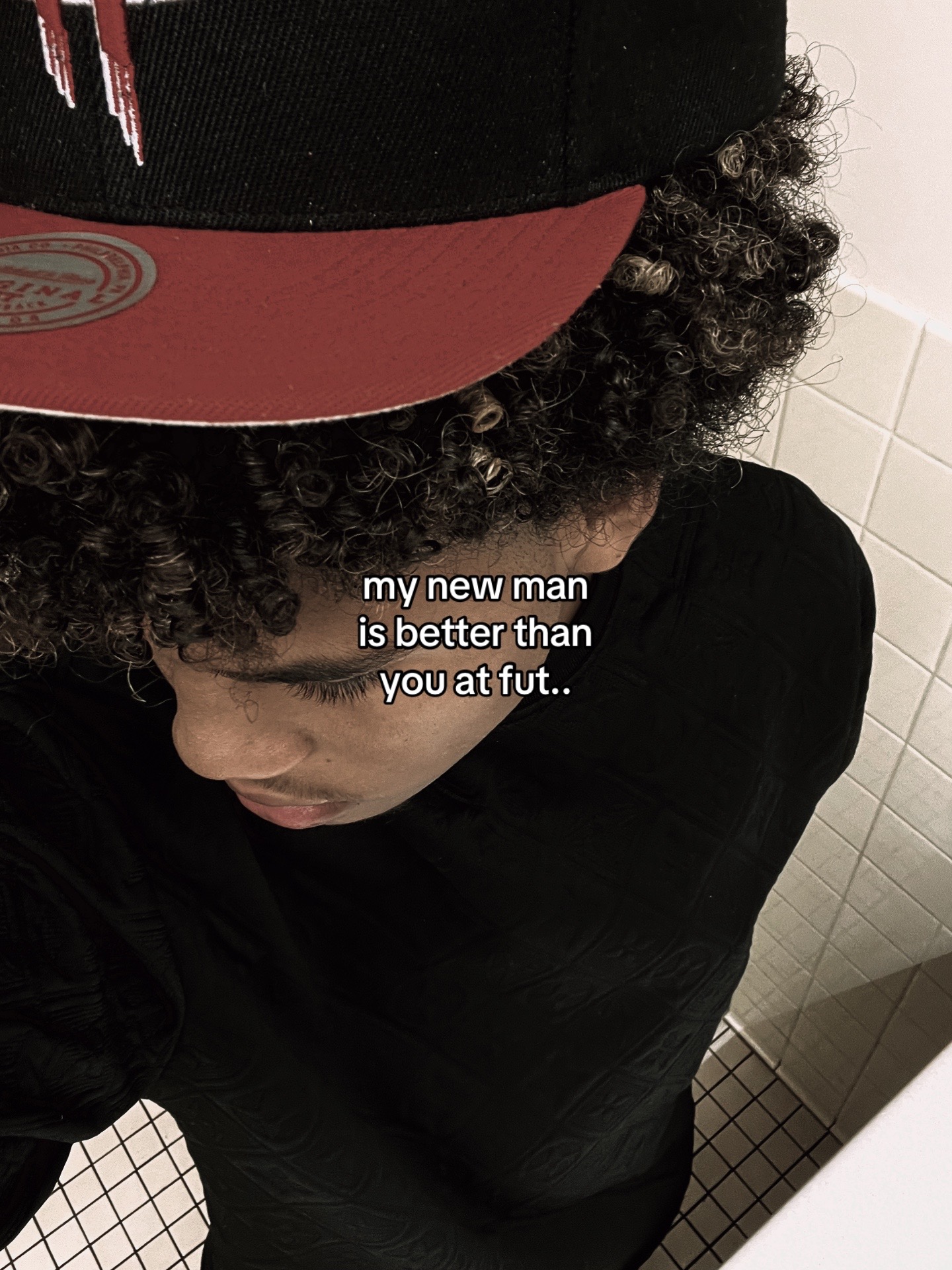 @⃟