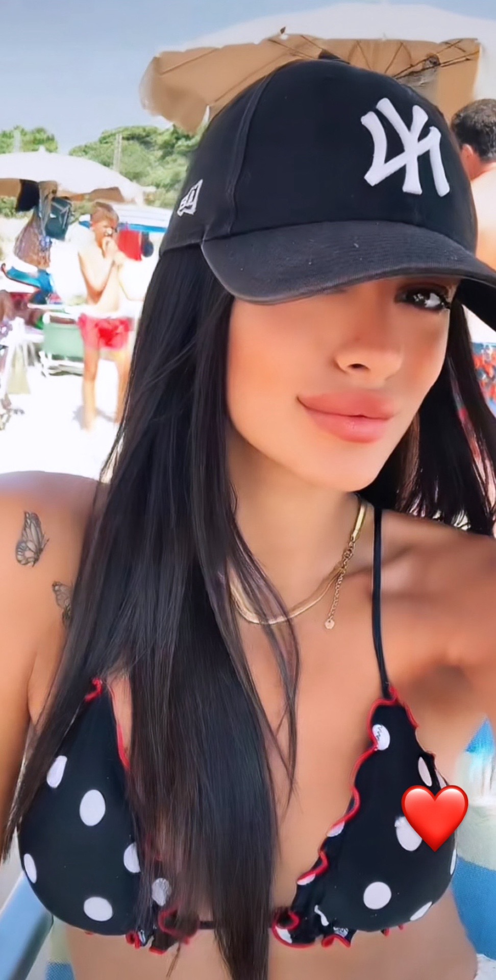 @LAURA🦋