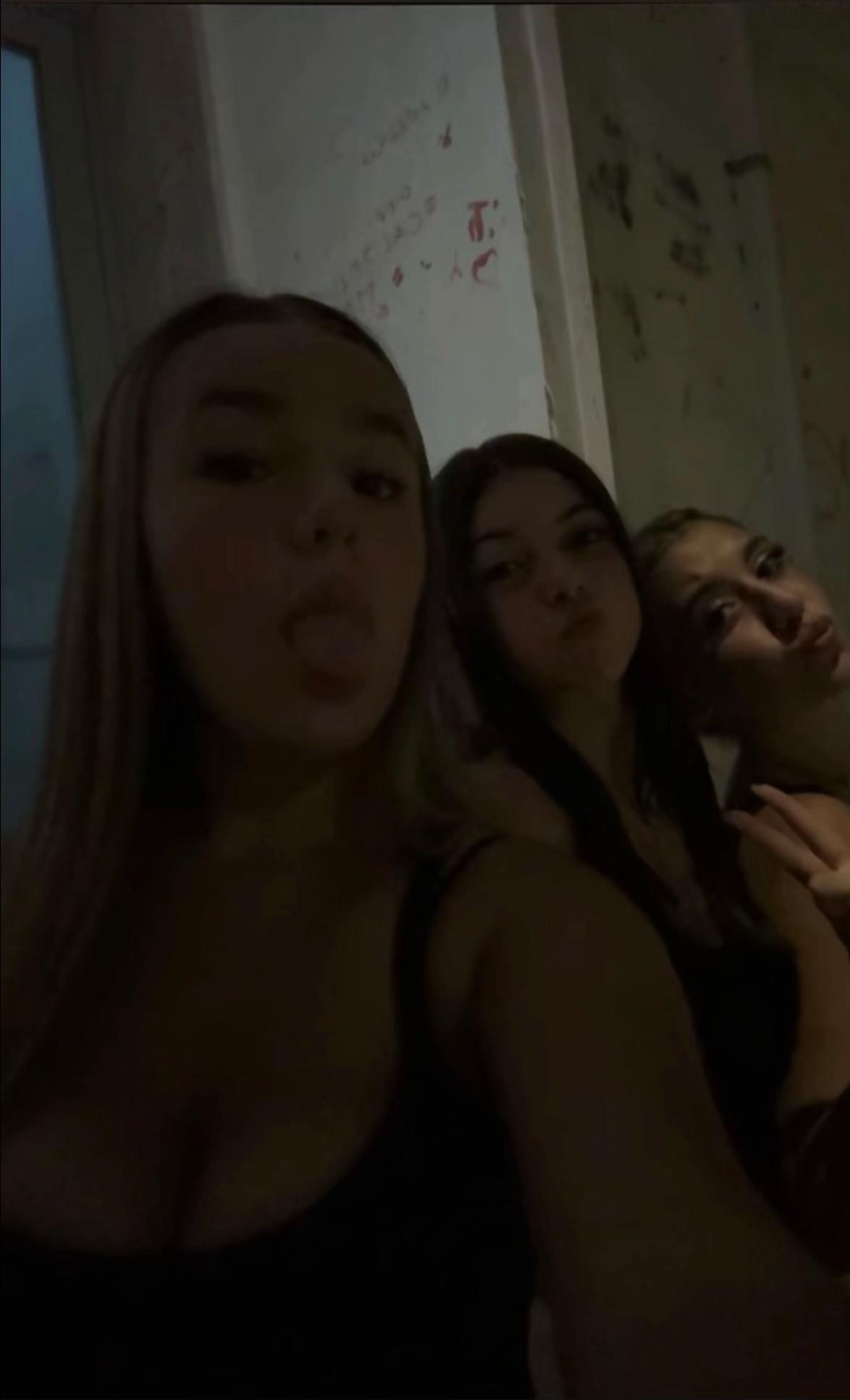 @stella_spam21