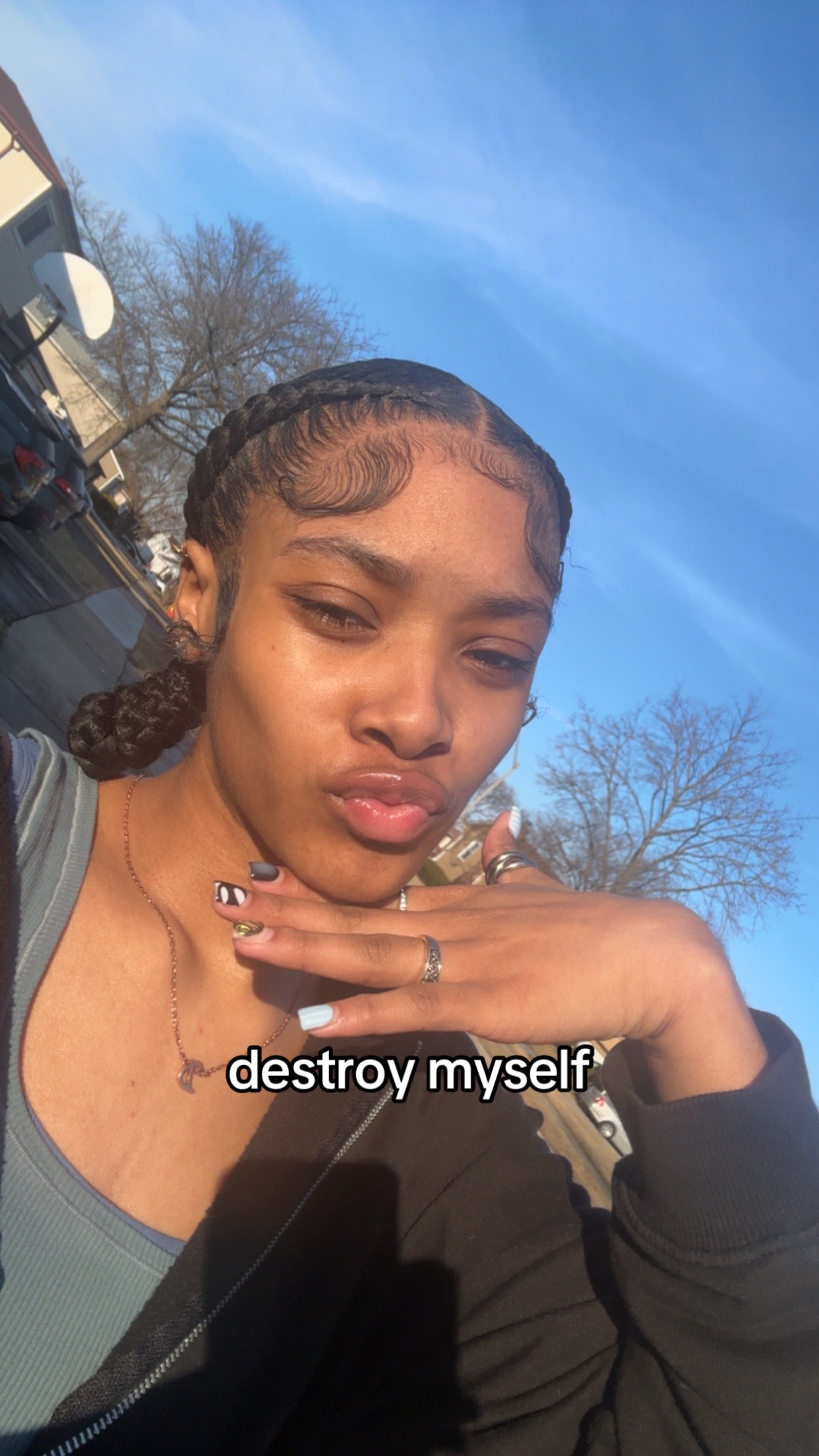 @daisjah