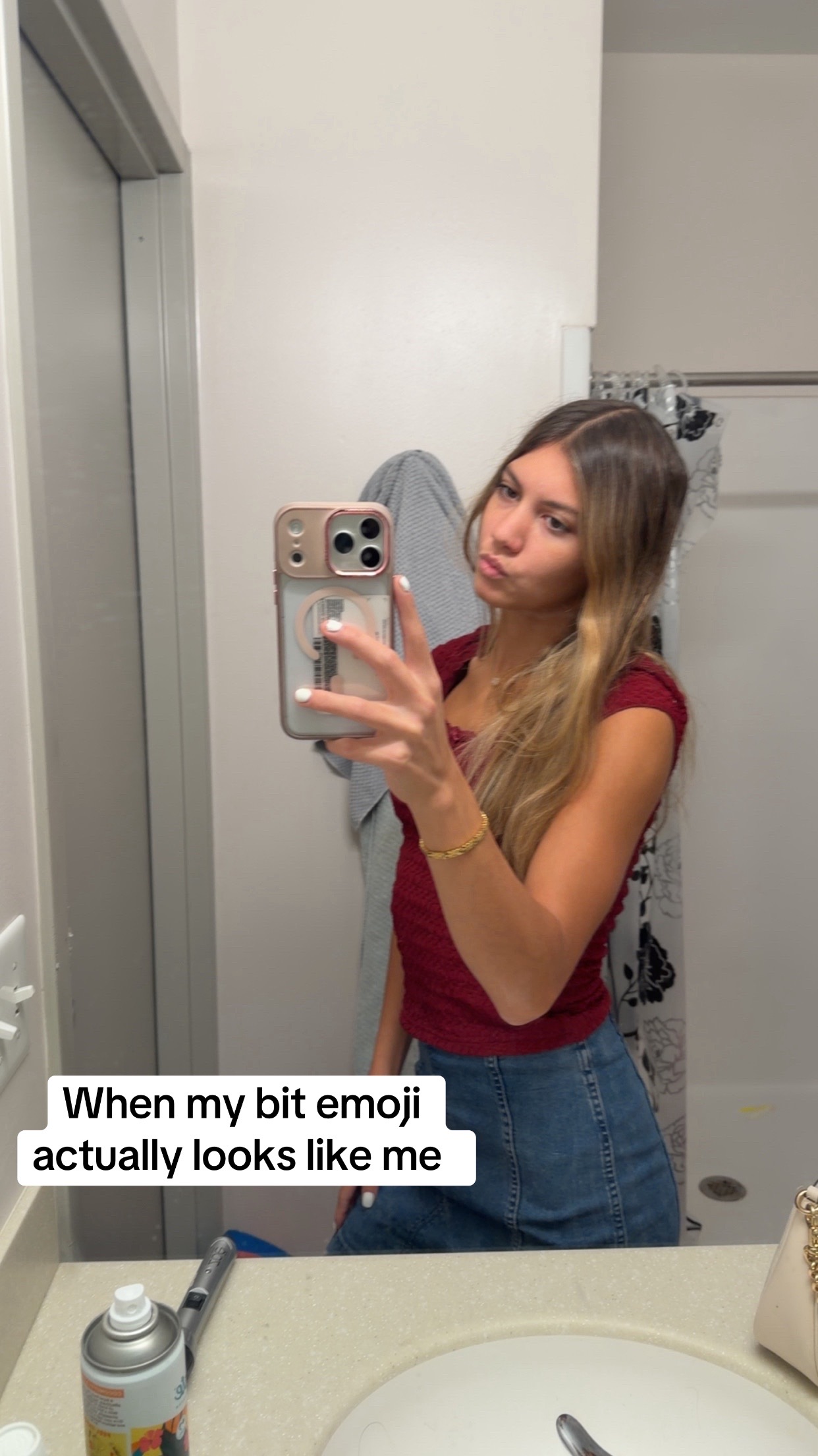 @theleahmae