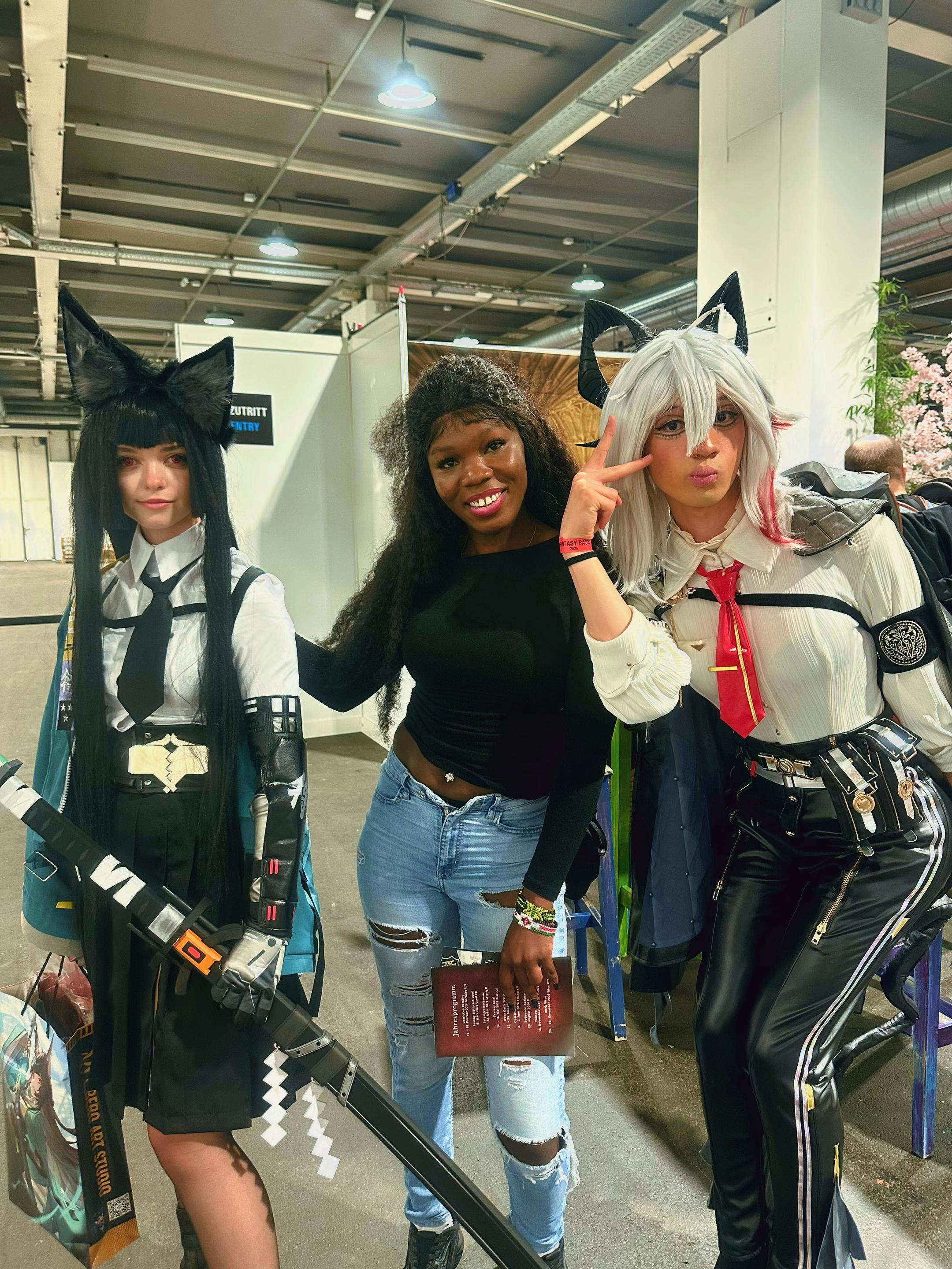 @Queen Luna🇨🇭🇰🇪