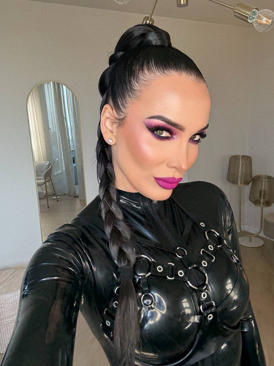 @goddesskara38