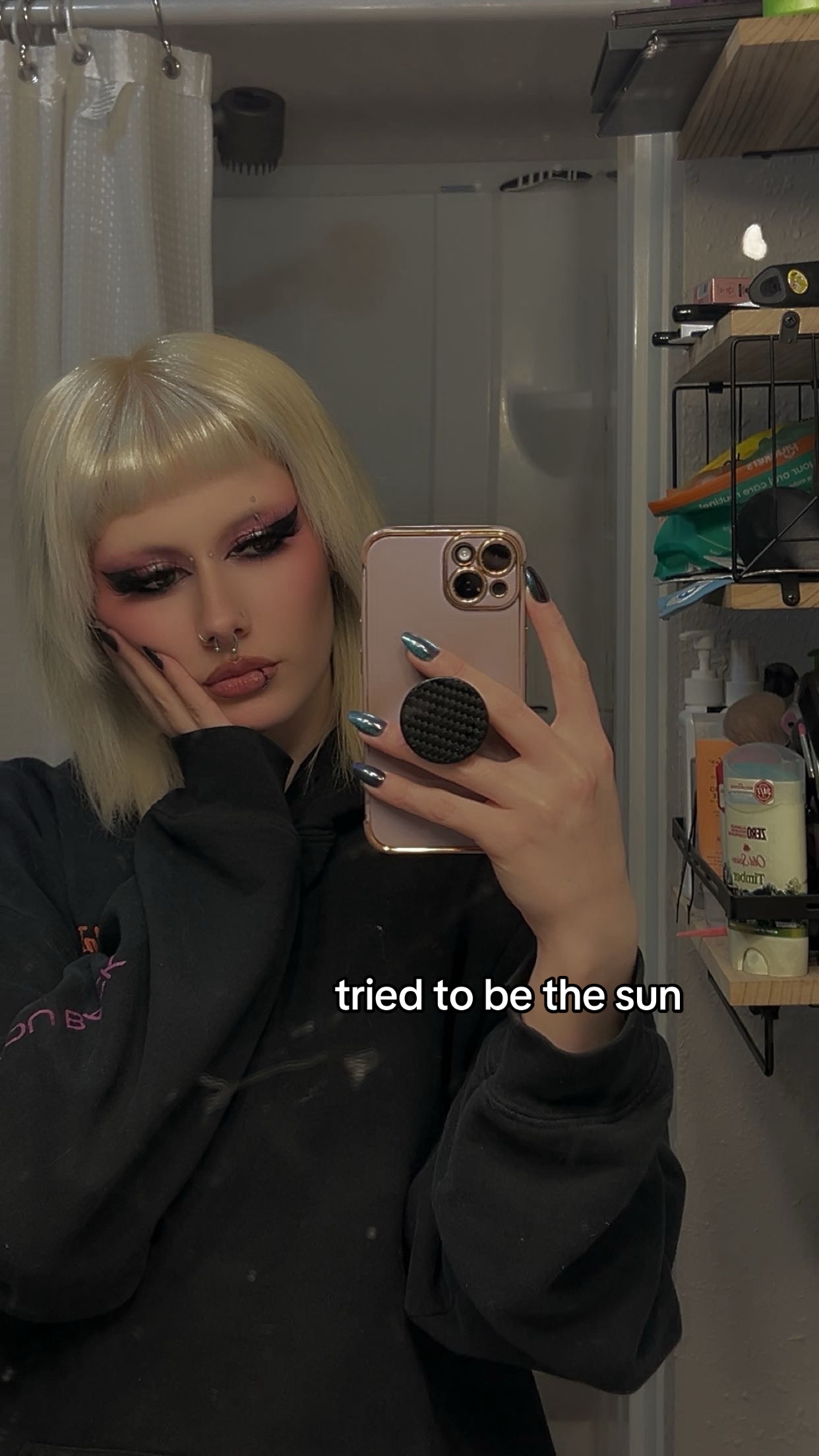 @Trin 卌 IS NOT OKAY ☆