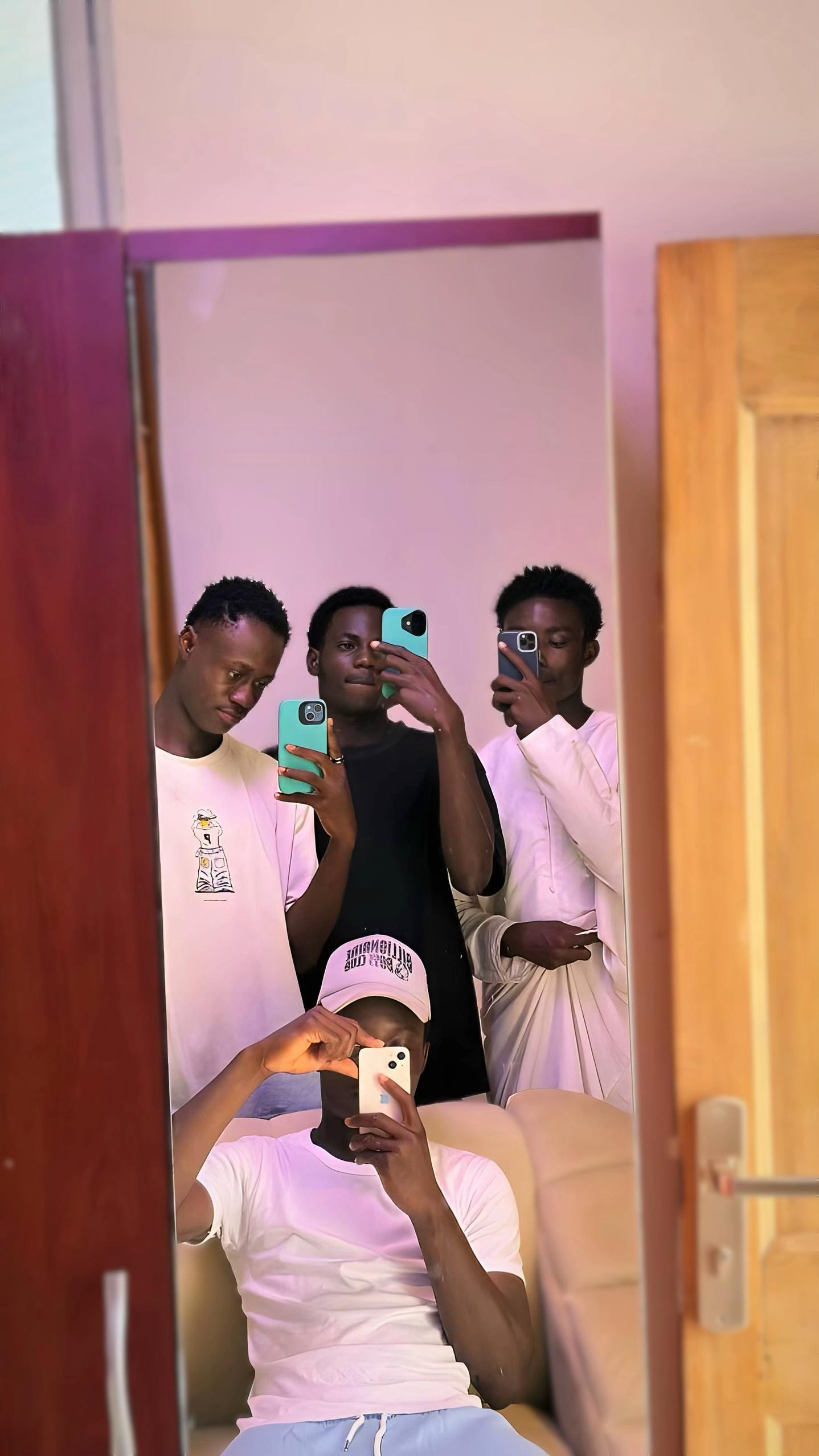 @🔕&bull;&bull;|| UK 🇬🇧 BORGA ||&bull;&bull;🎉〽️