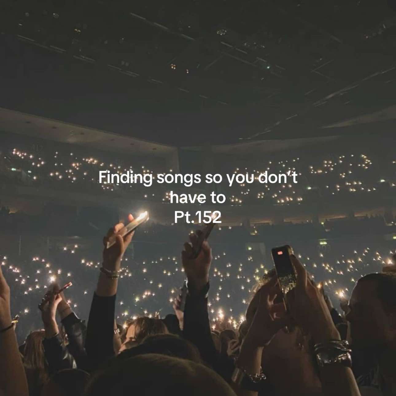 @🎧