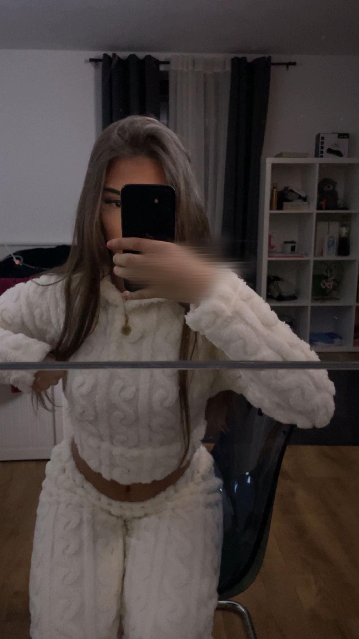 @ʜᴇʟᴇɴᴀ🇦🇱