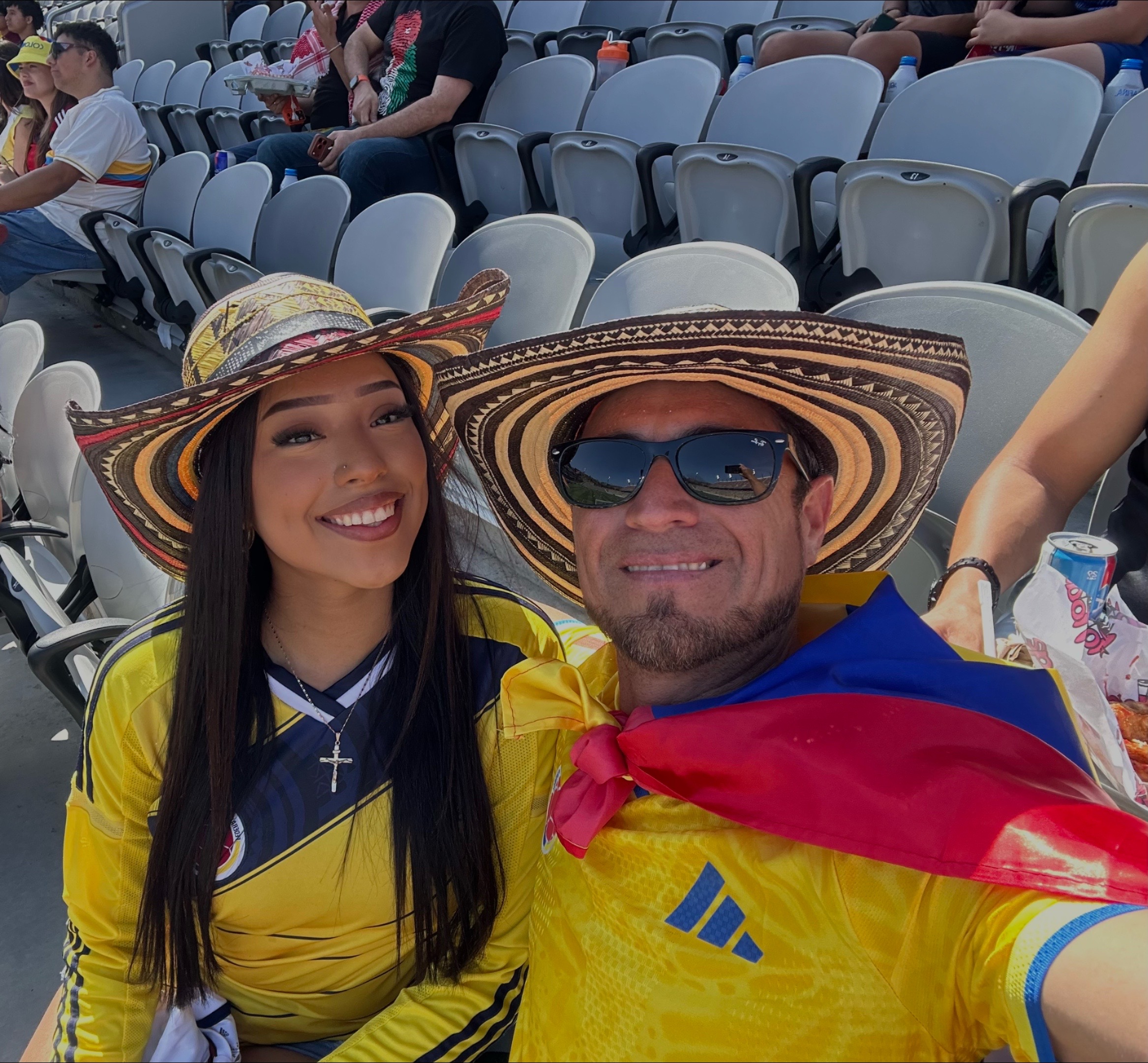 @๐๐ช๐ป๐ฒ โฆ