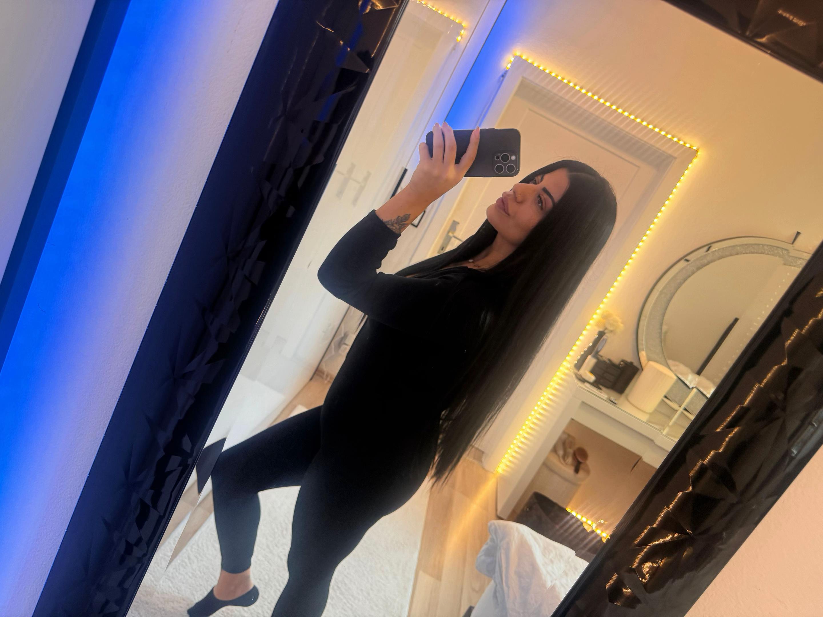 @Menekse Müldür ރ