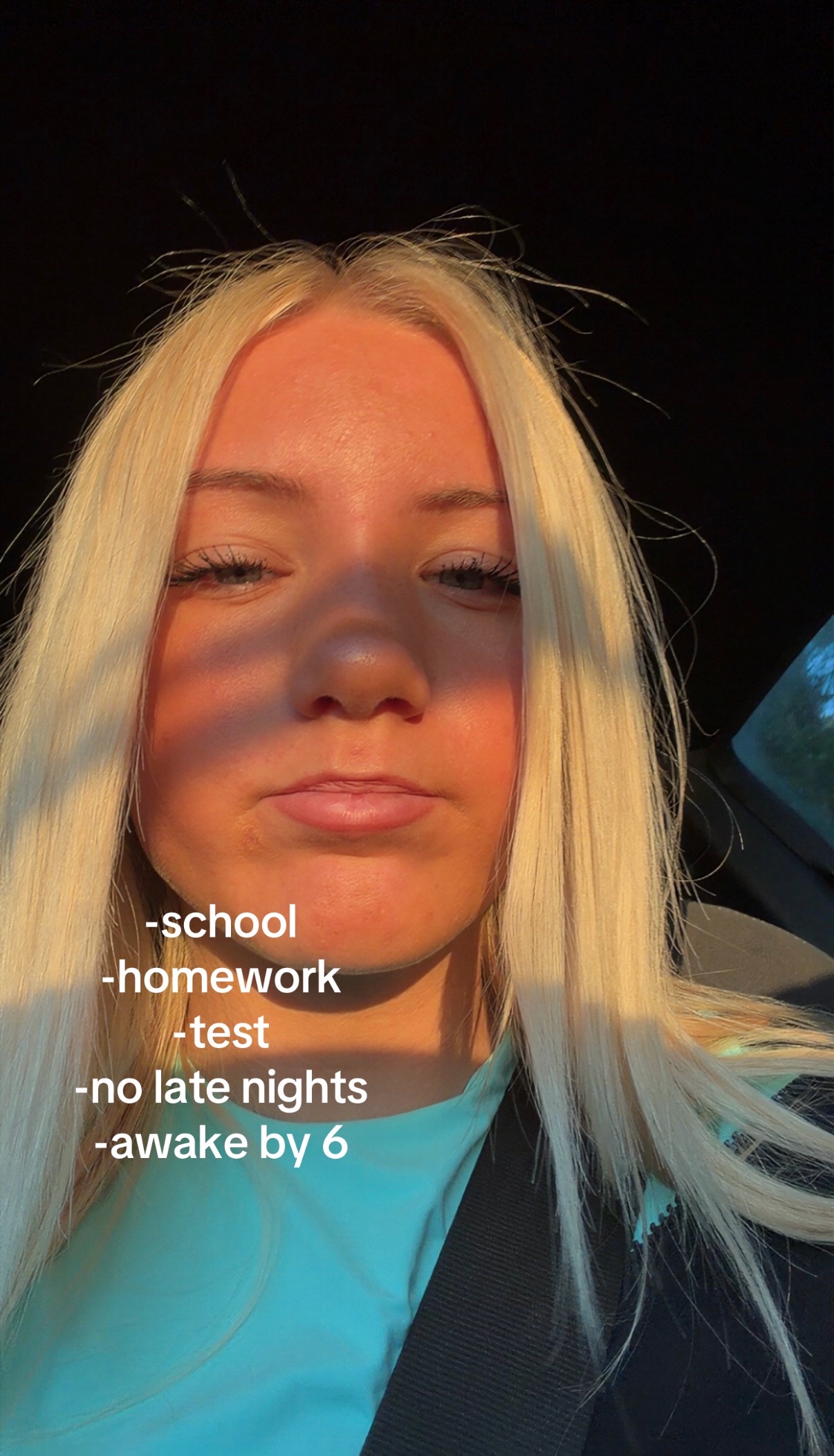 @???