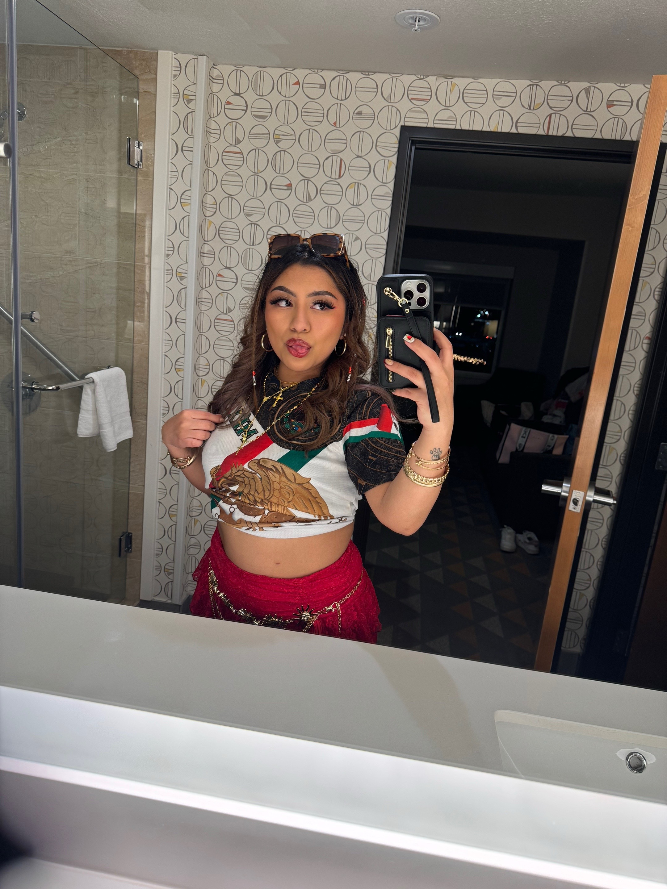 @Monicaaa
