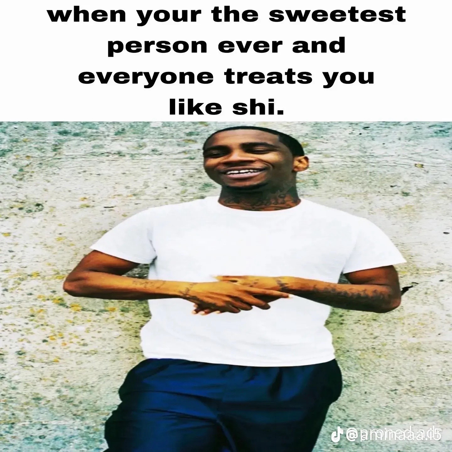 @￶