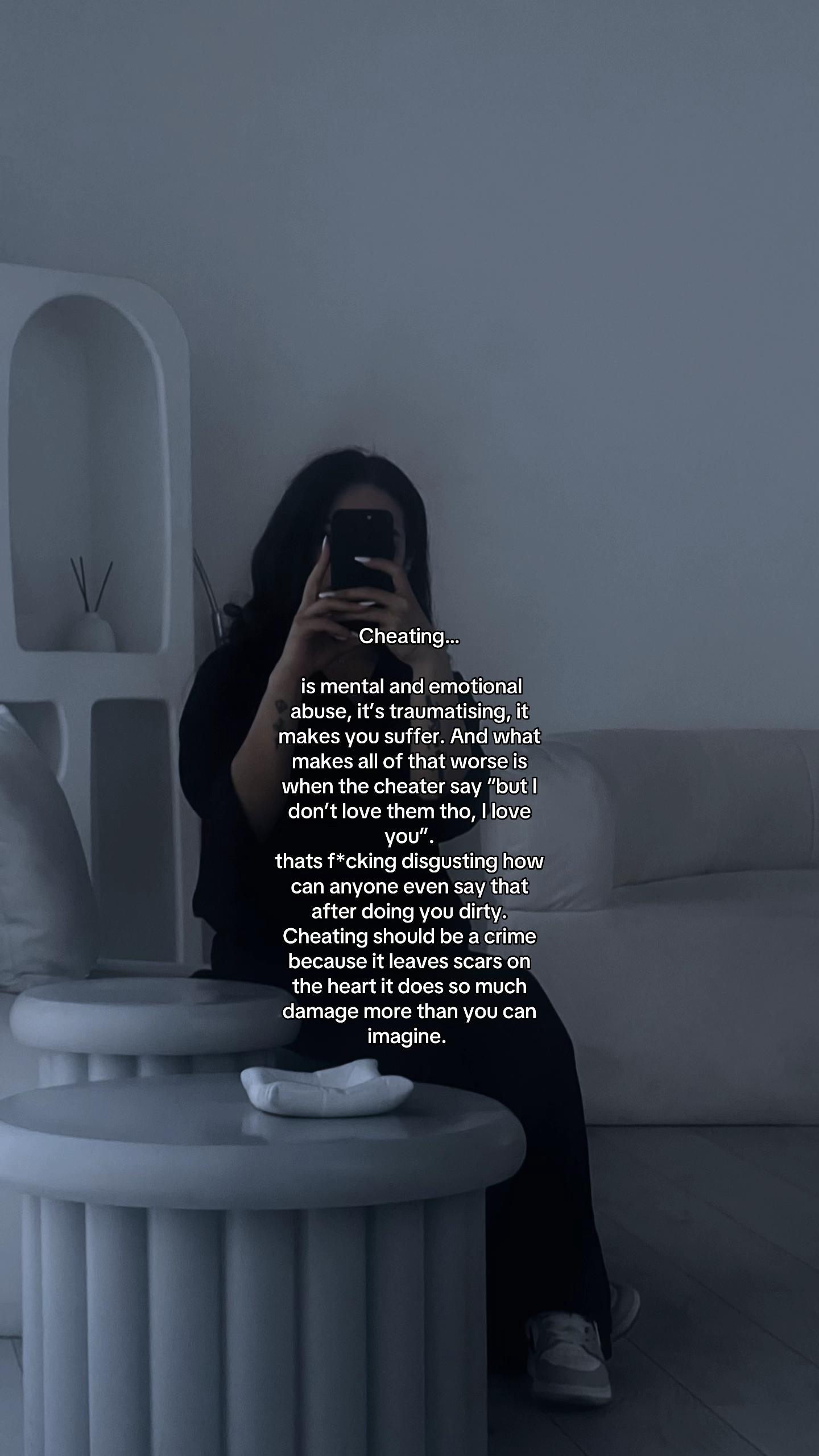 @Dee