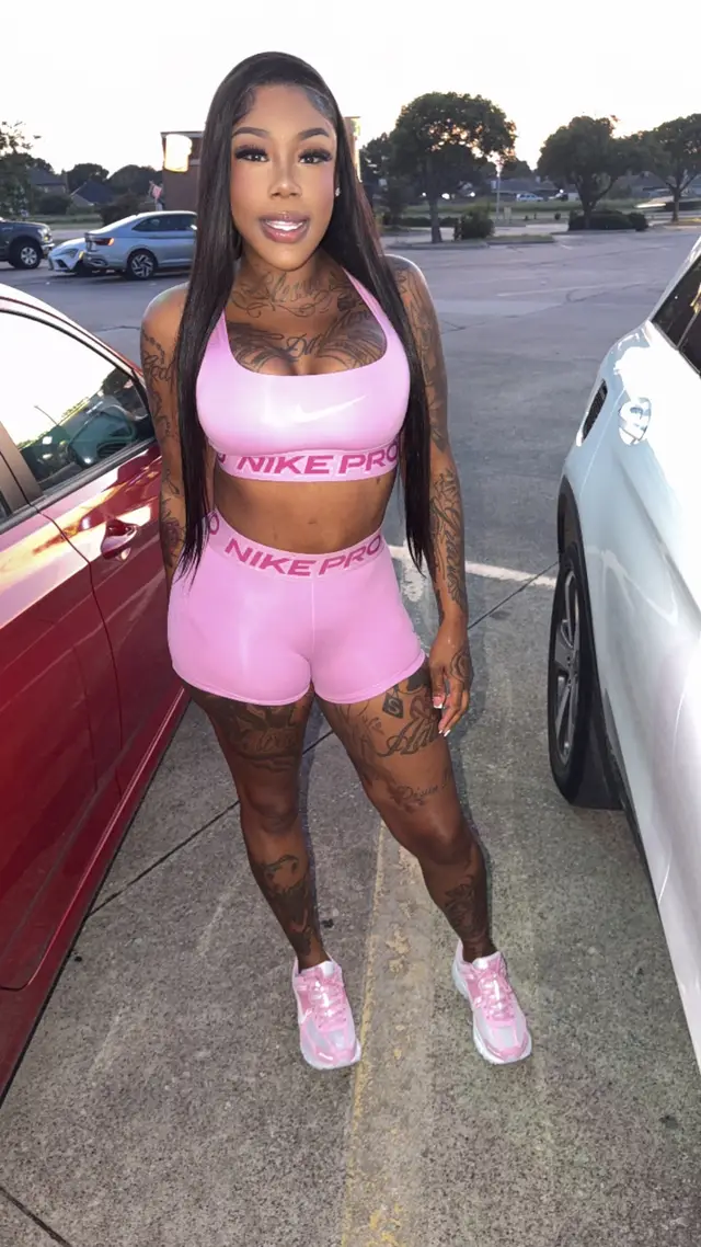@nikkinicole 💕💕