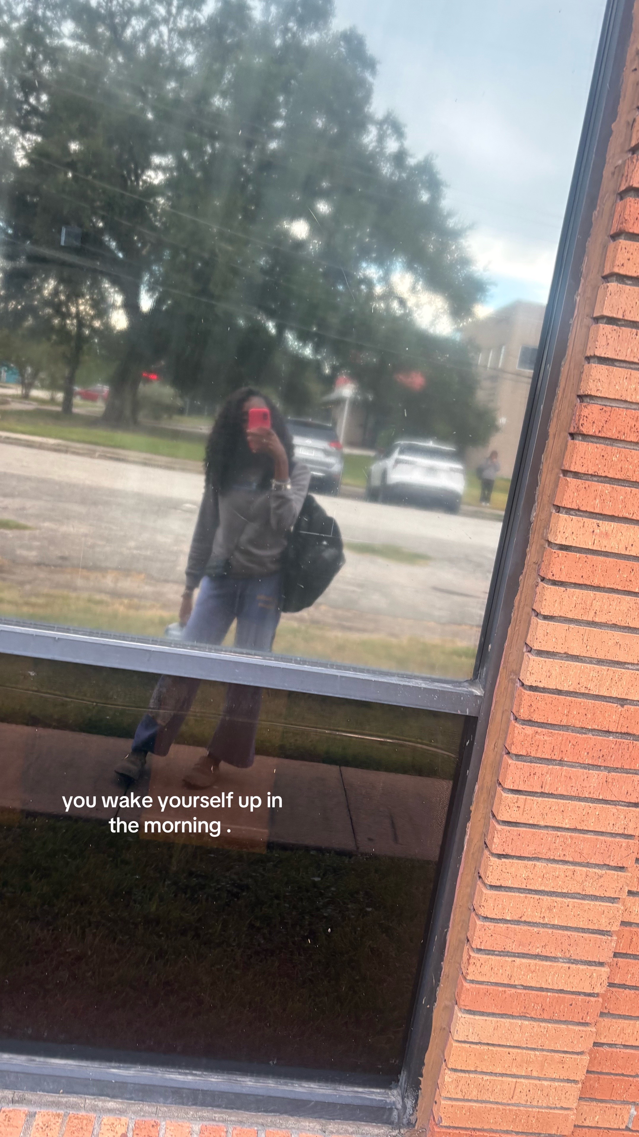 @moreofalis