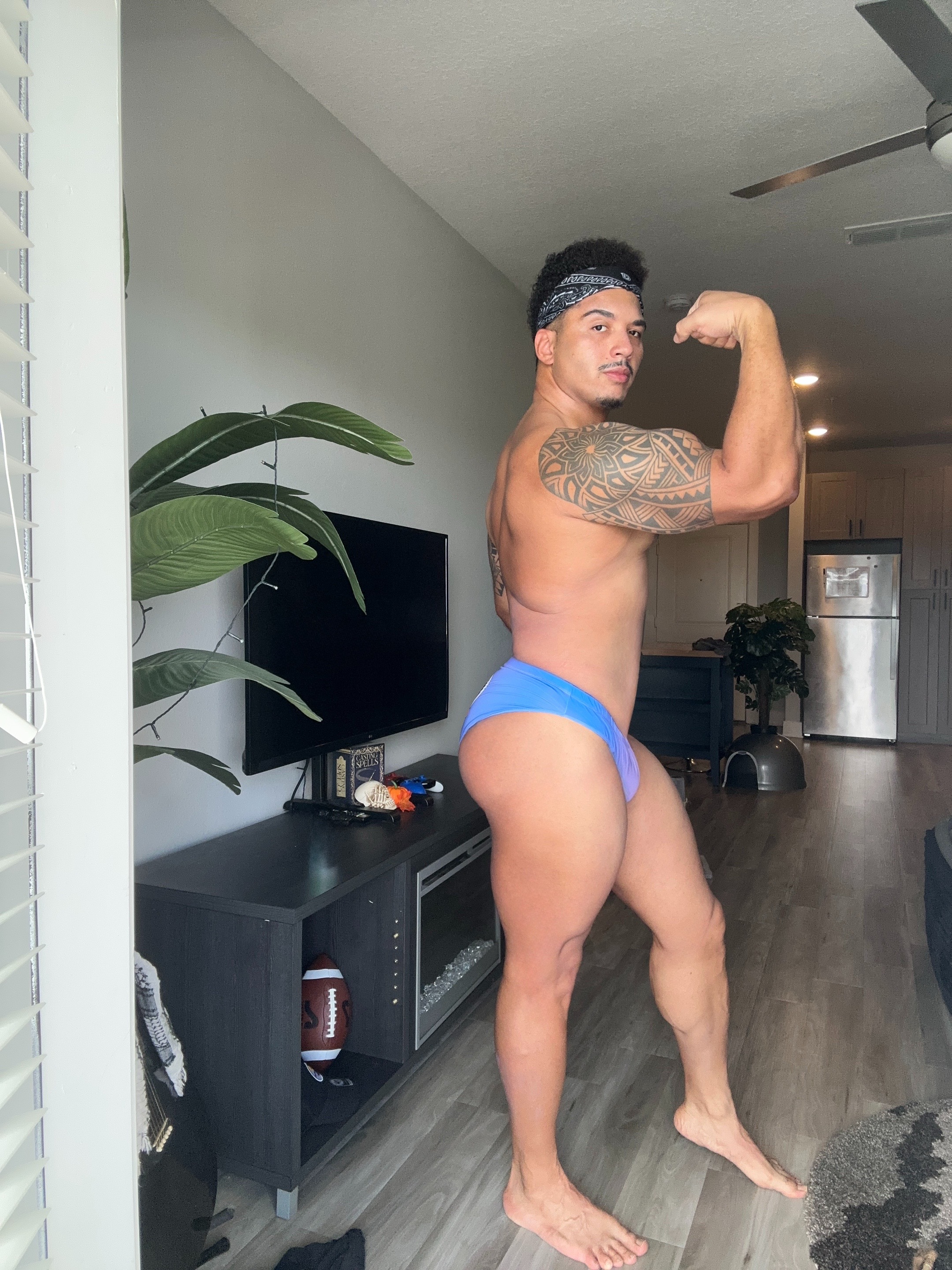 @BiggzIntl