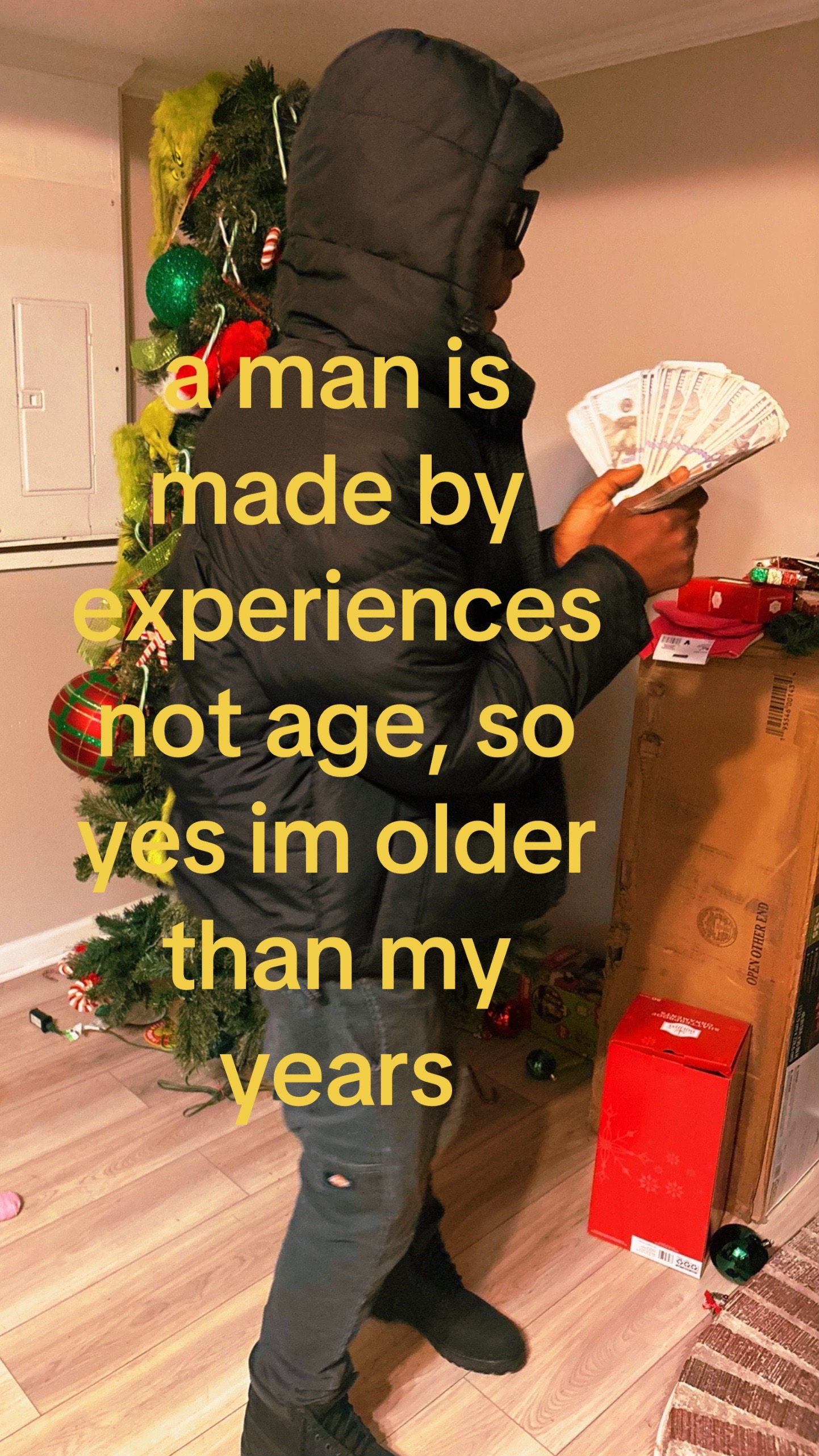 @⃟