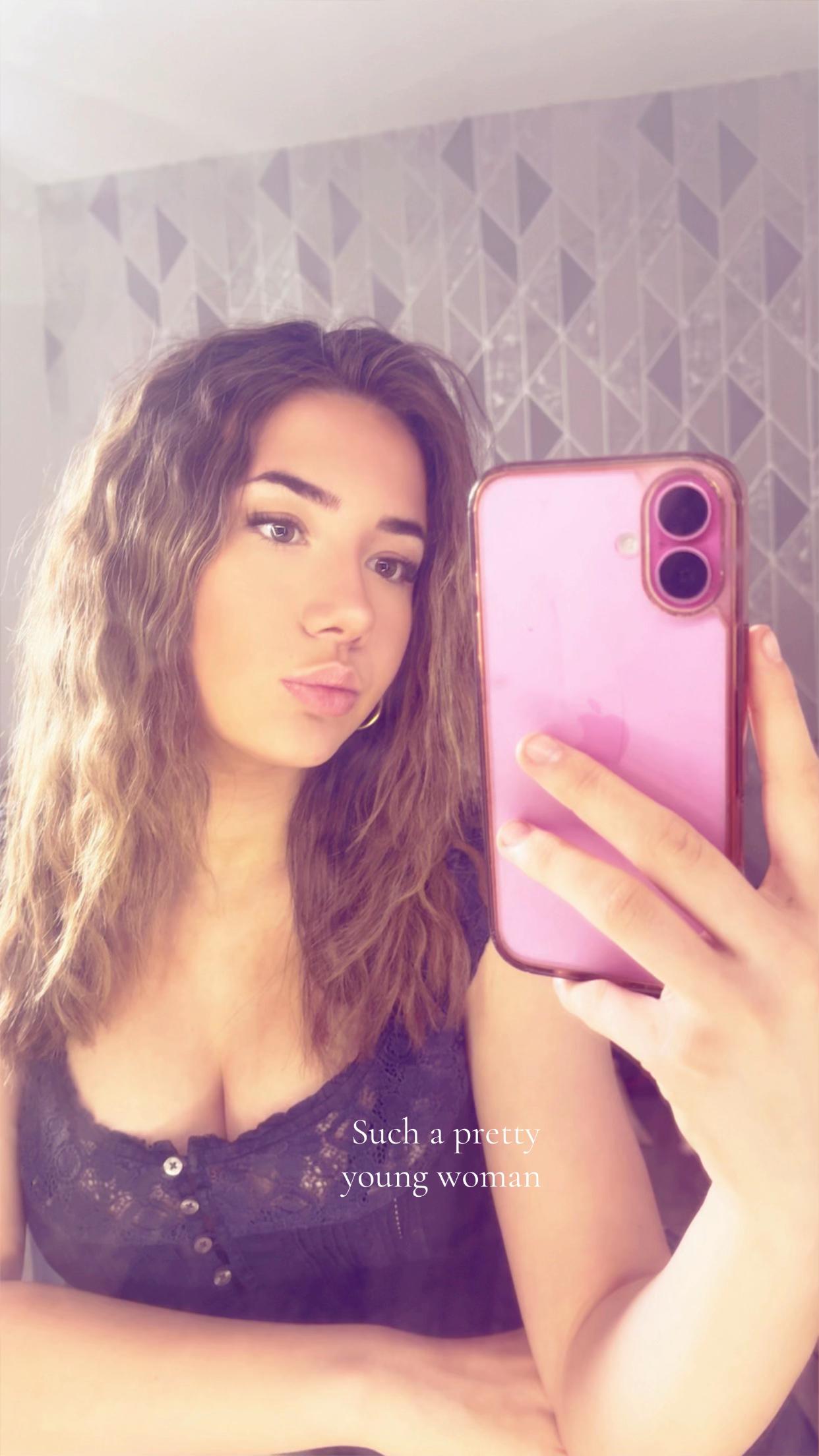@Kacie🦒🐡