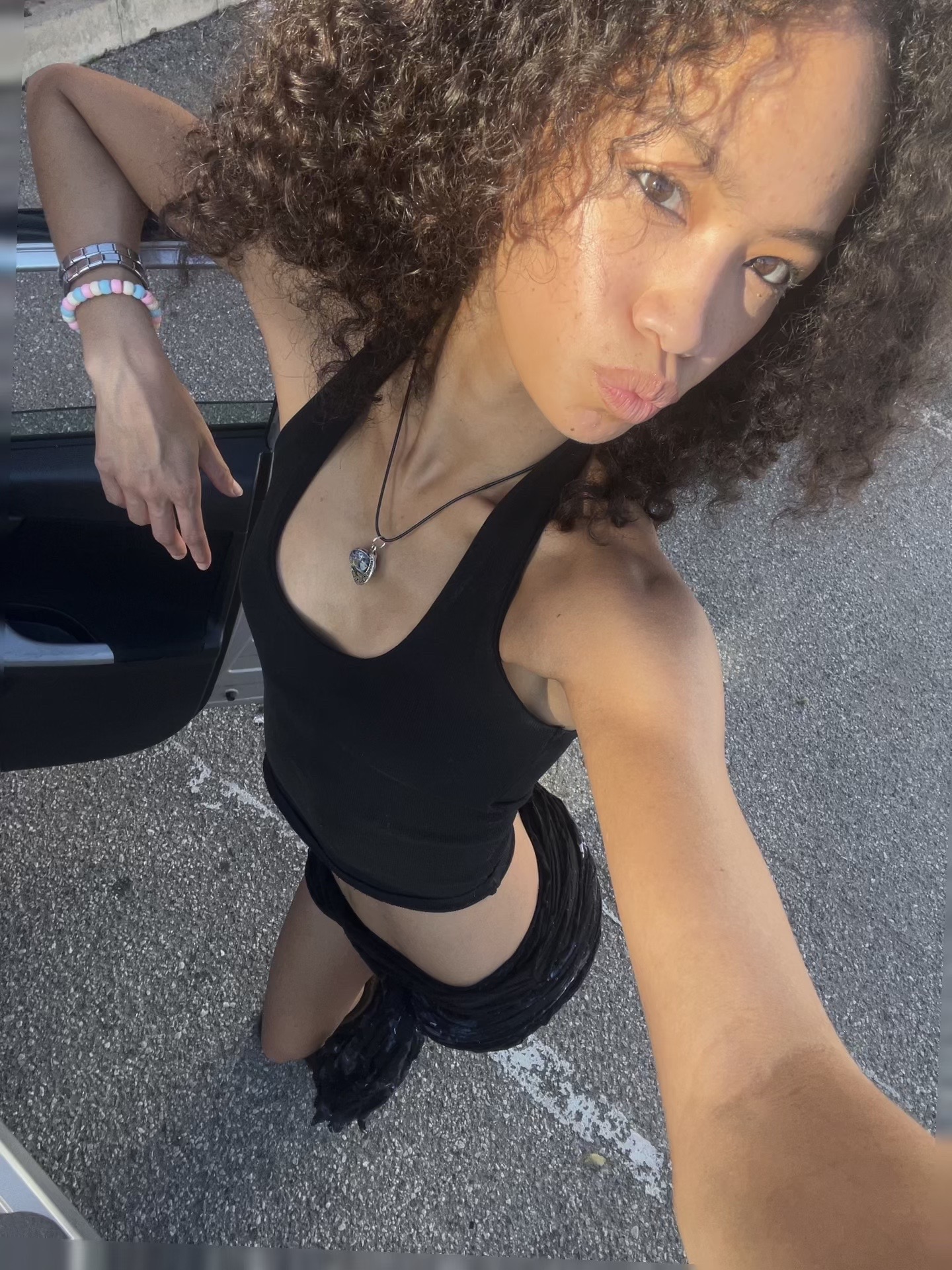 @tiera
