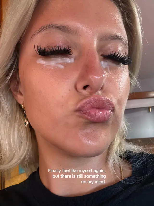 @<3