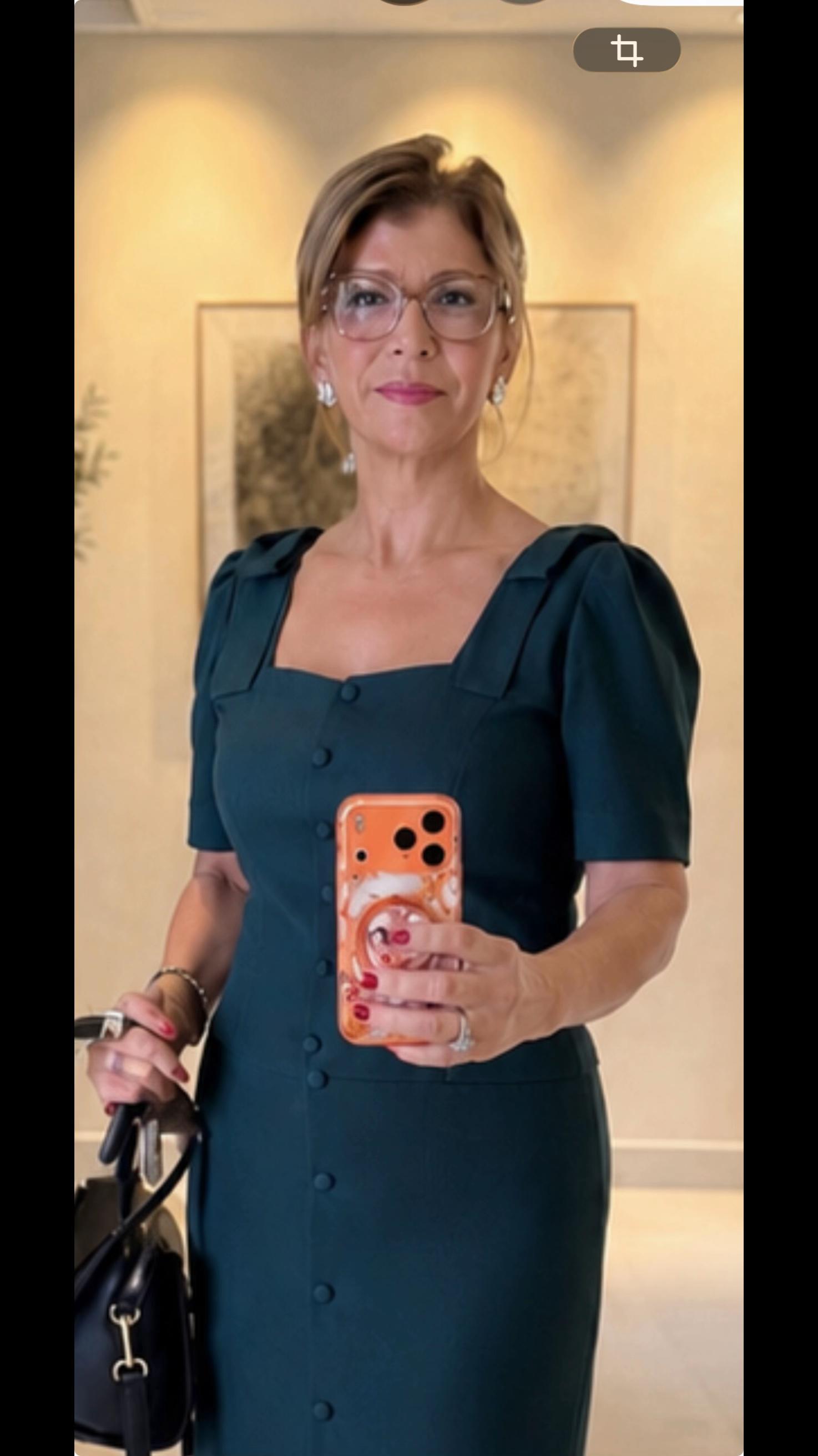 @Dress 44