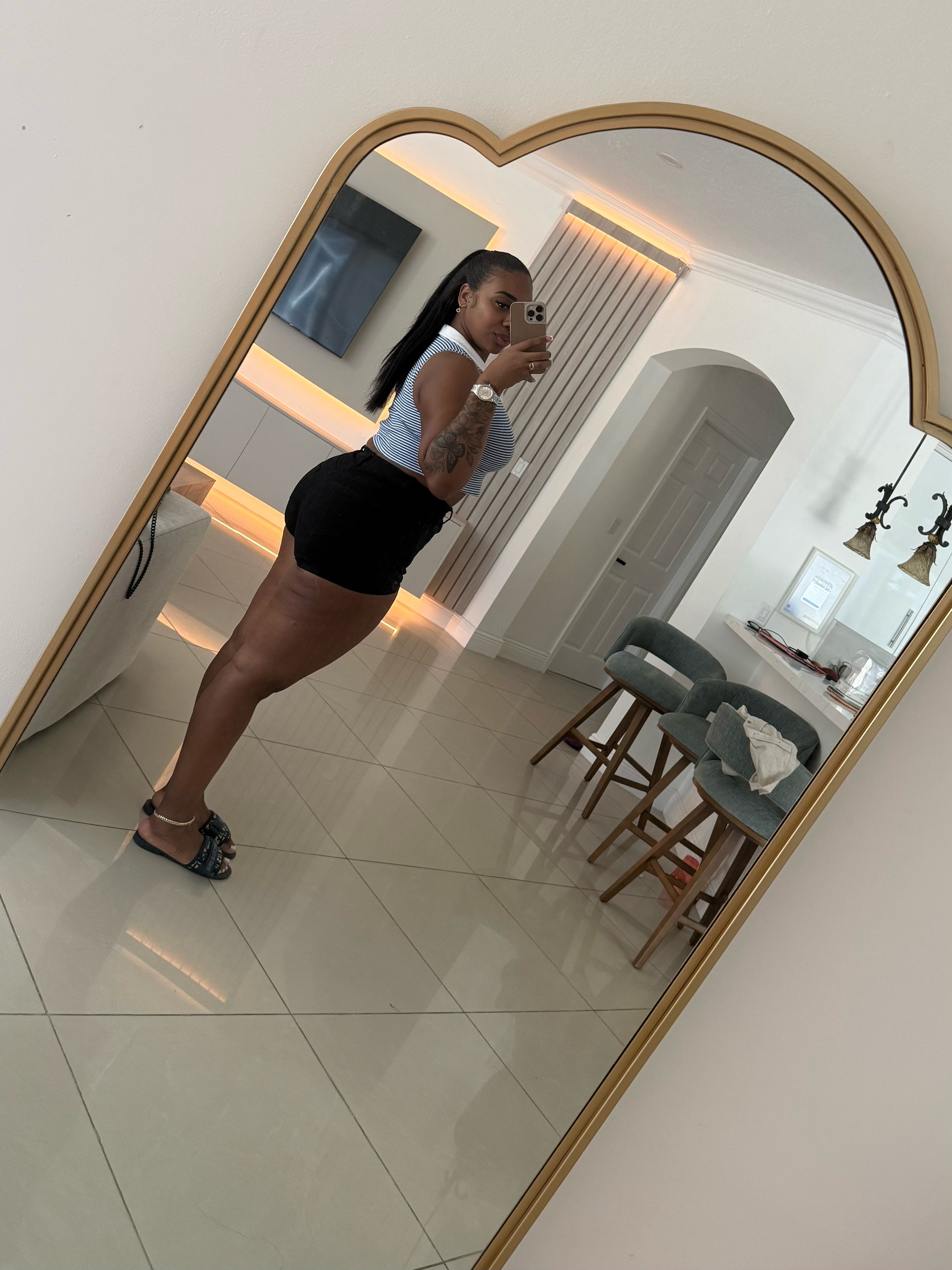 @Morenita