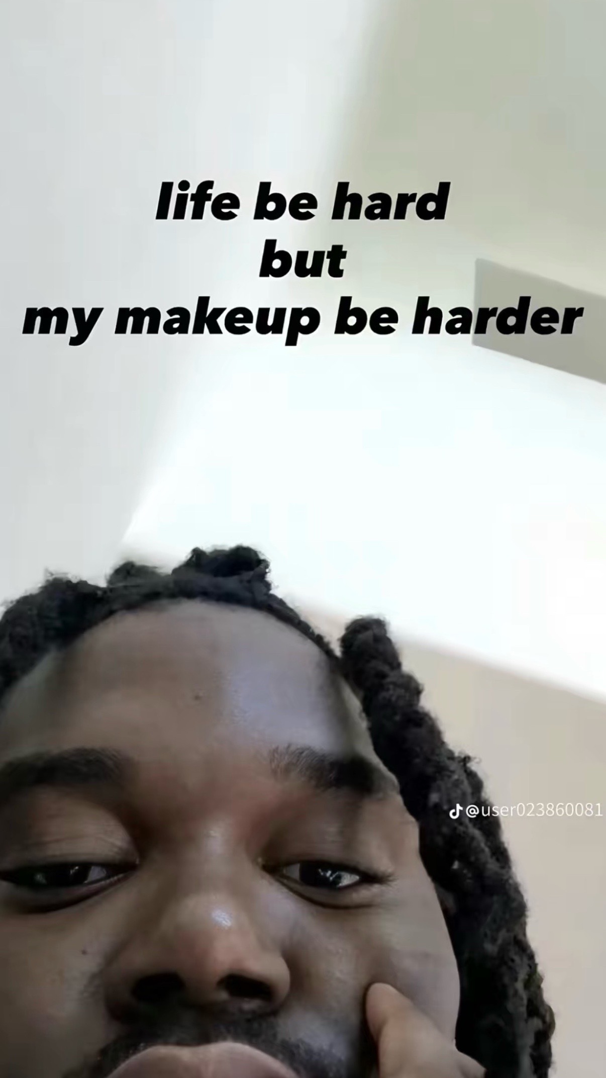 @️