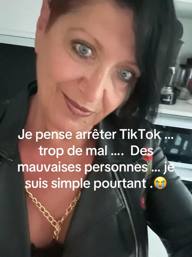 @Marie Laure … l’ emmerdeuse 😋