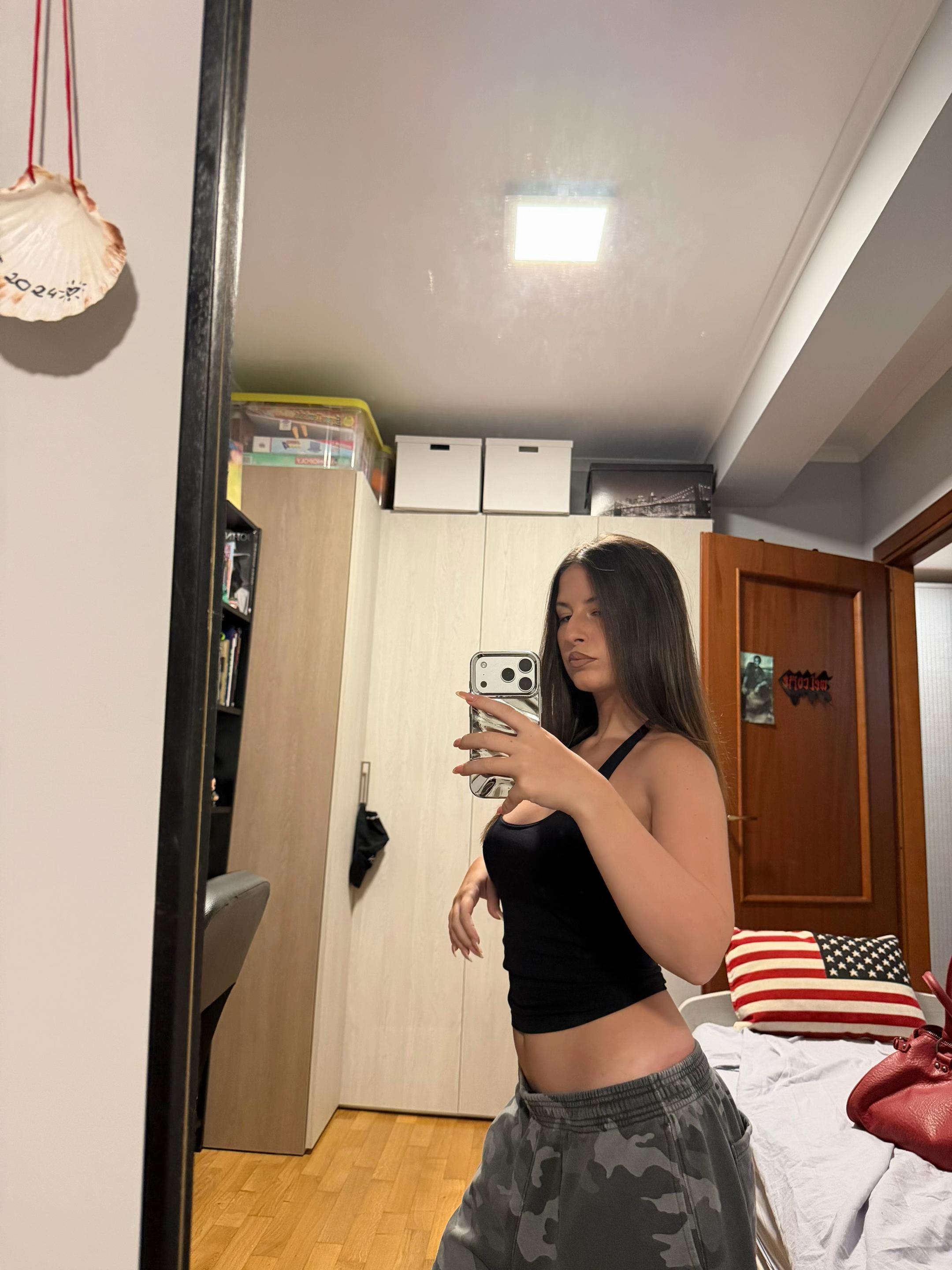 @rrebeccaiori