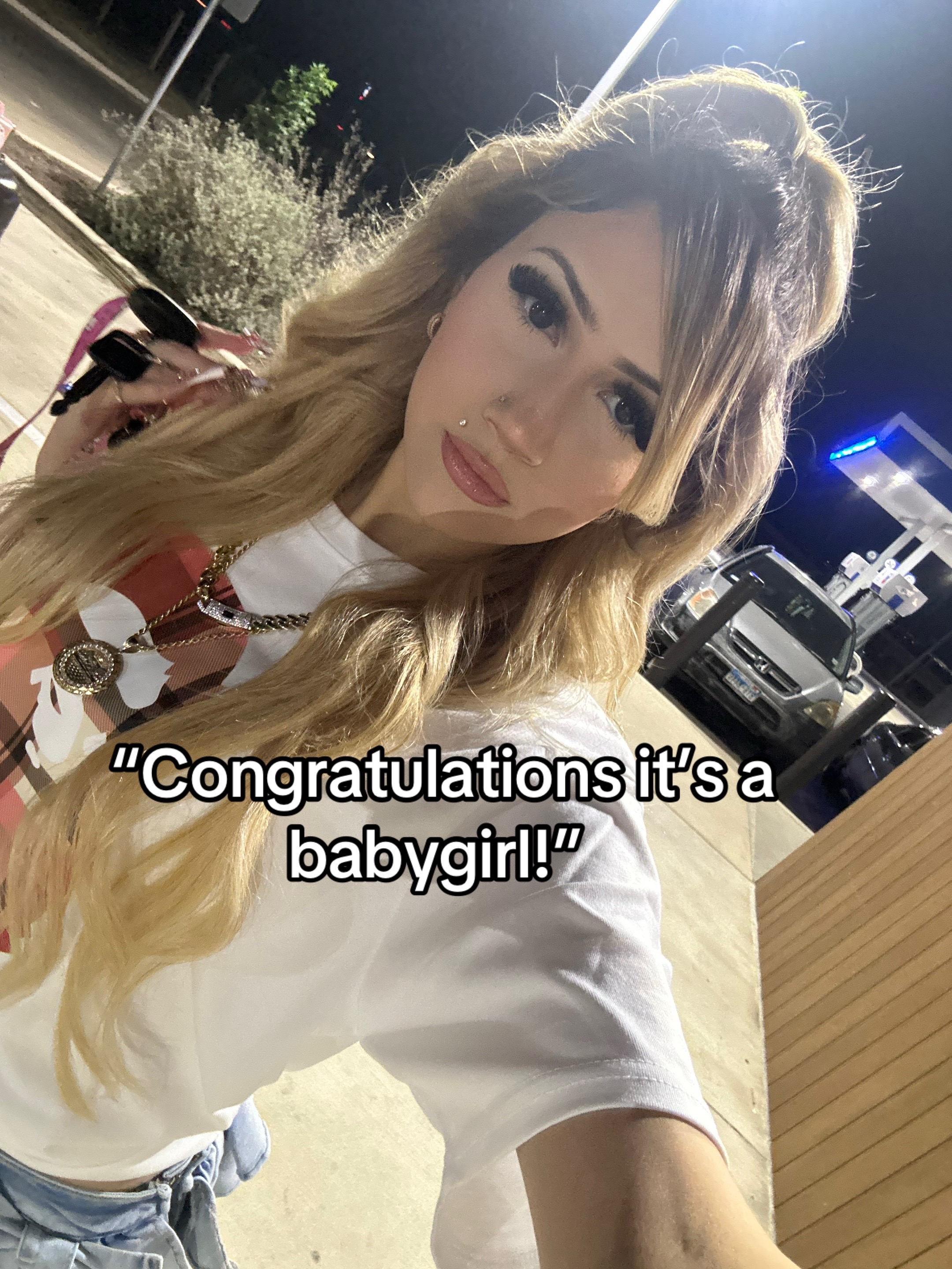 @Doll