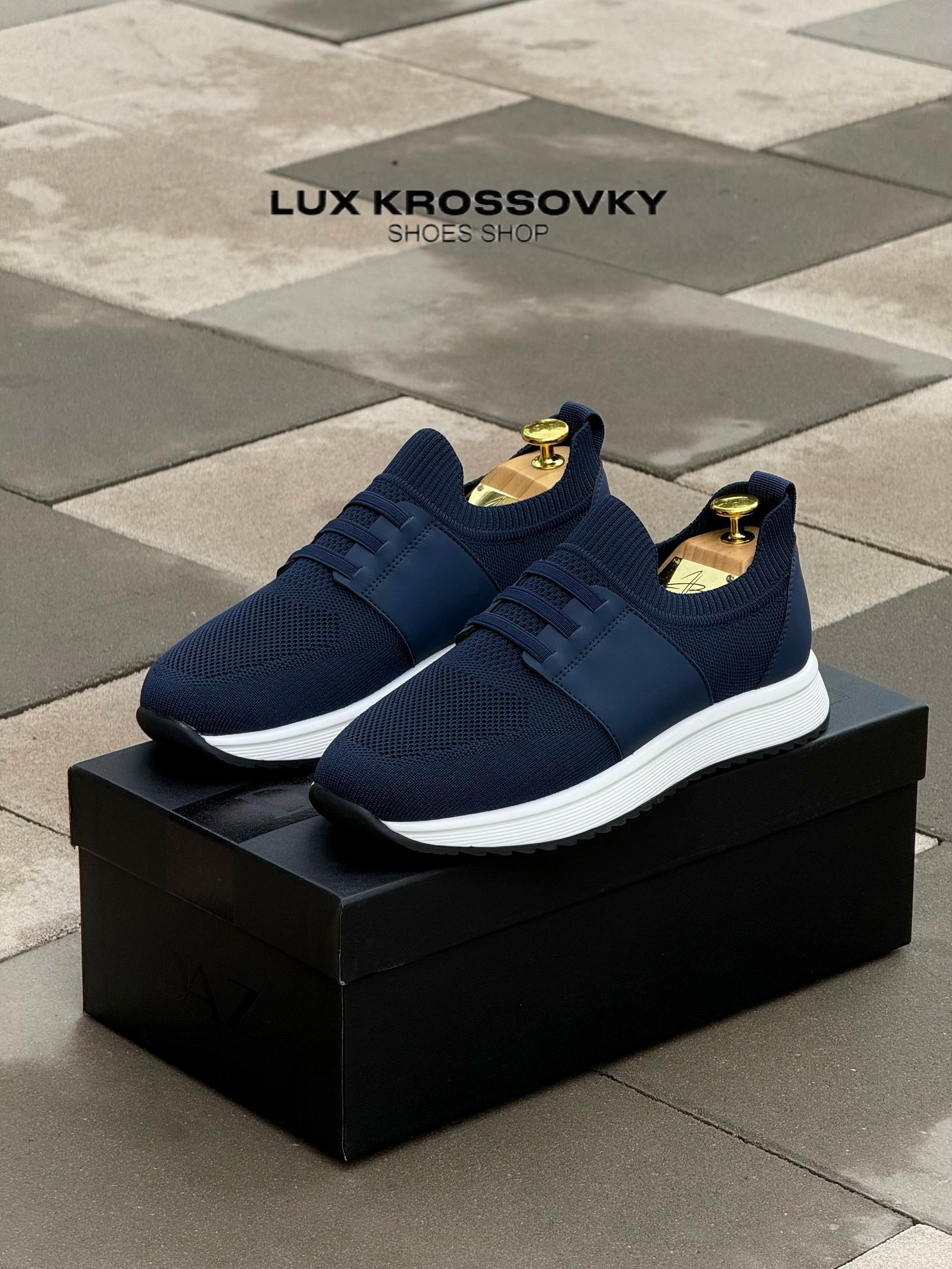 @Lux_krossovky_almaty