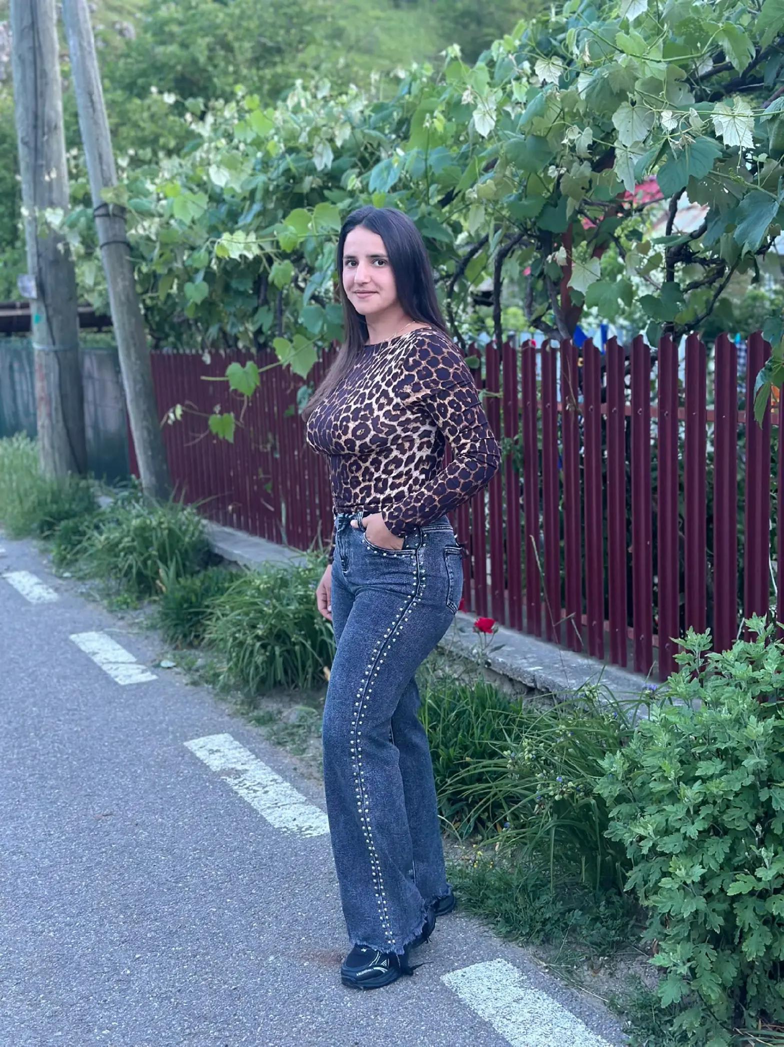 @Adina Ionela